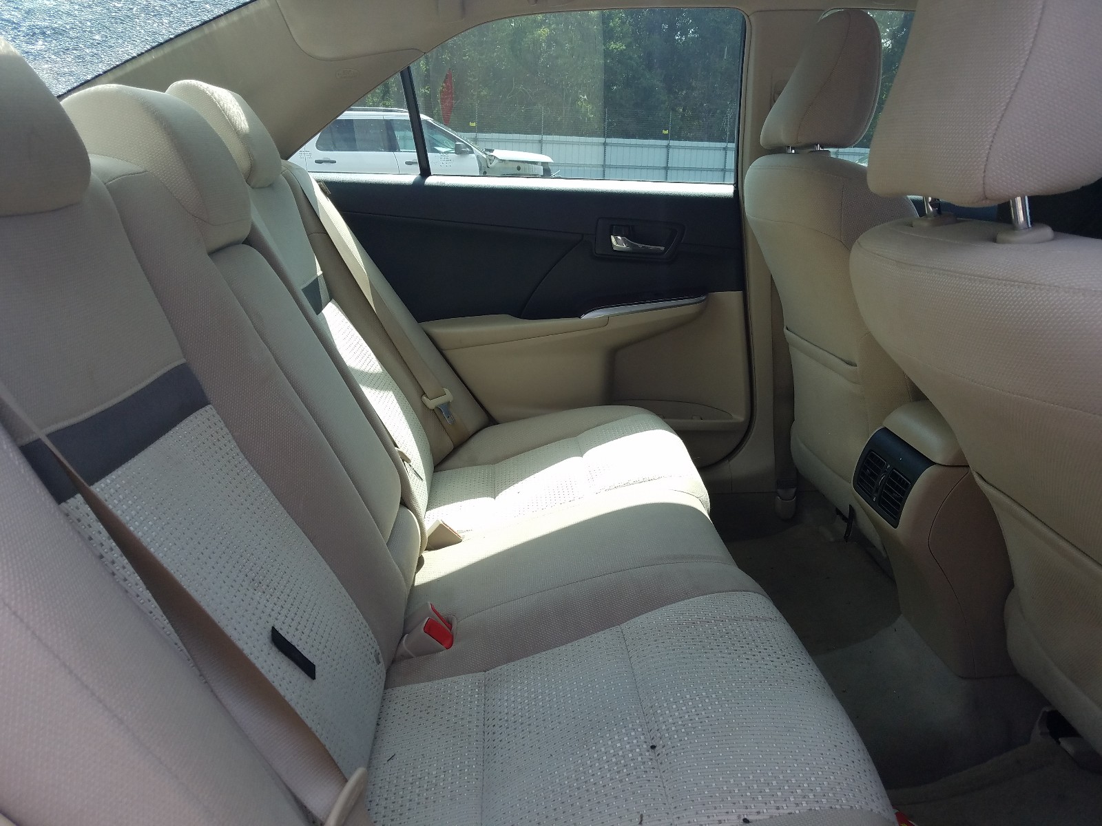 Photo 6 from auction – 2014 TOYOTA CAMRY L with VIN 4T1BF1FK7EU399670