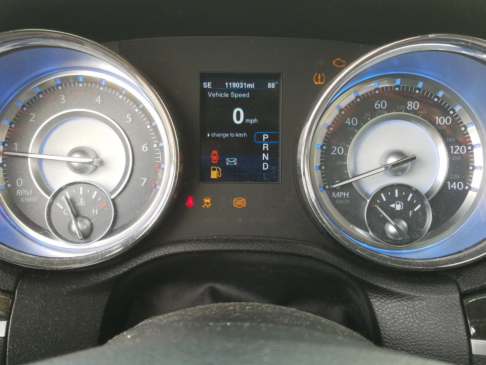 Photo 8 from auction – 2013 CHRYSLER 300C with VIN 2C3CCAKG5DH645334