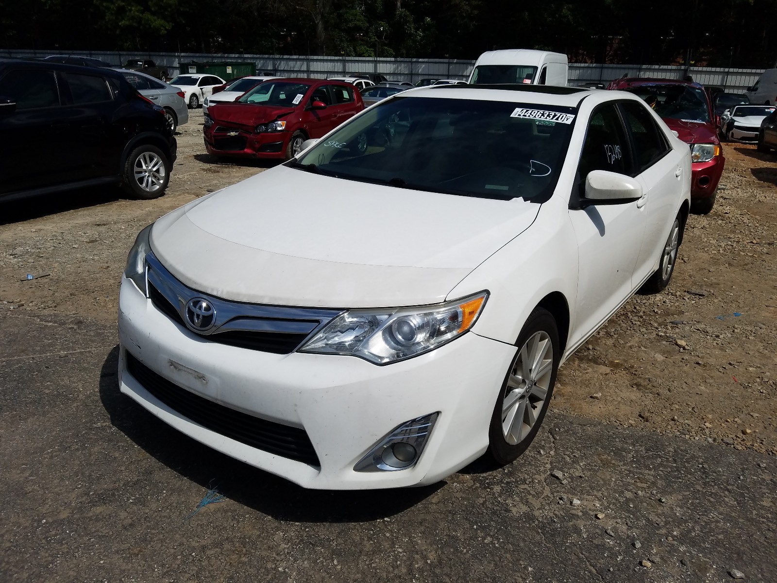 Photo 2 from auction – 2014 TOYOTA CAMRY L with VIN 4T1BF1FK7EU399670