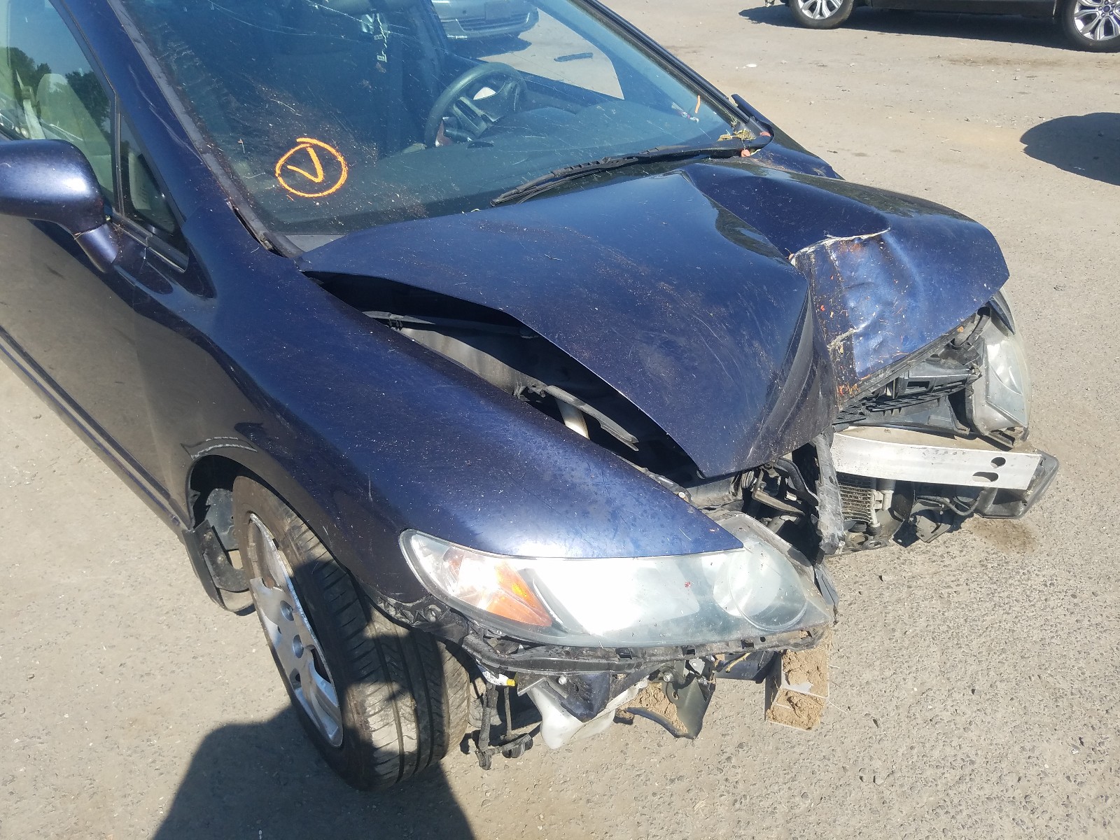 Photo 9 from auction – 2010 HONDA CIVIC LX with VIN 19XFA1F53AE052781