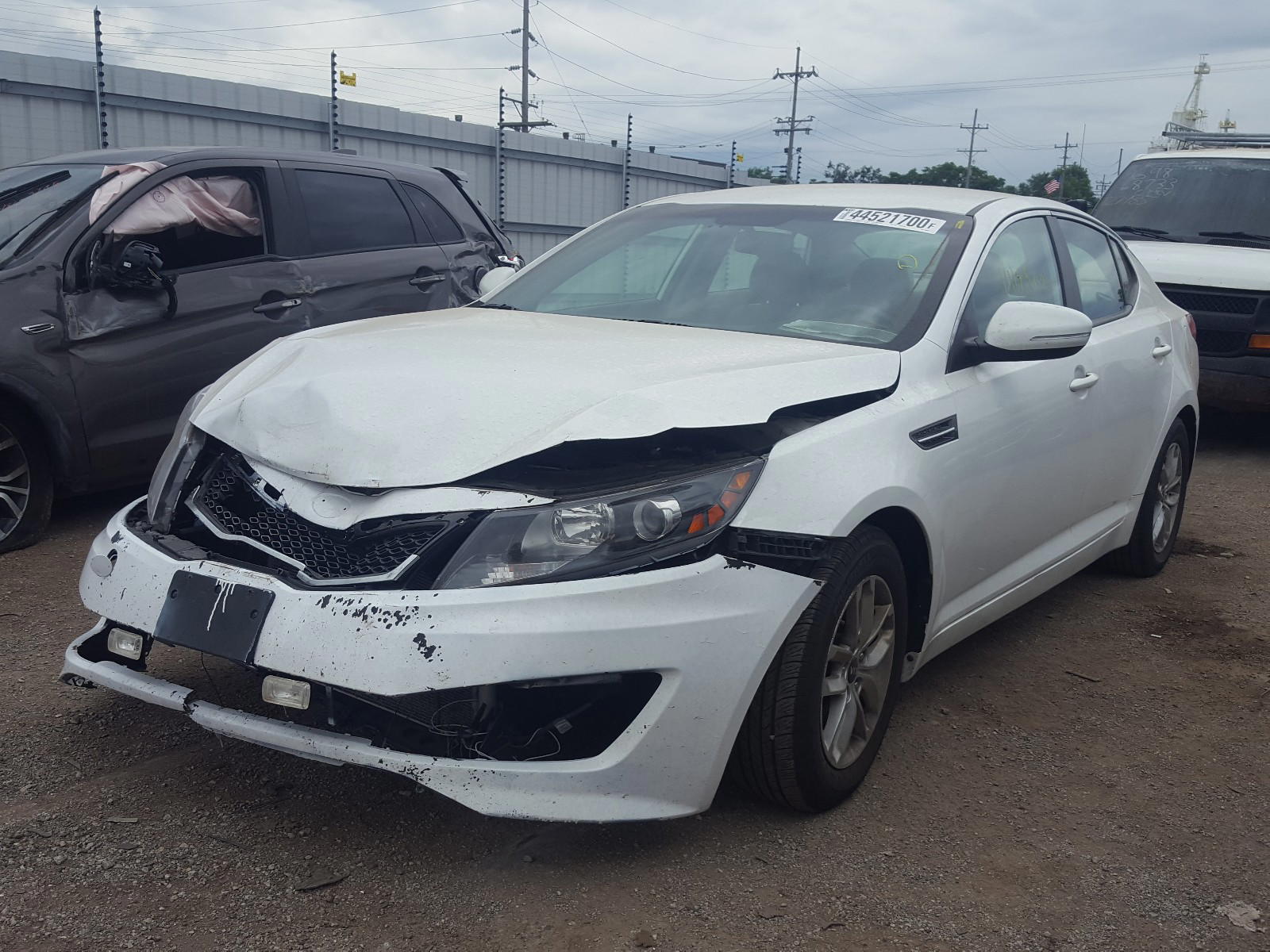 Photo 2 from auction – 2011 KIA OPTIMA LX with VIN KNAGM4A7XB5146477
