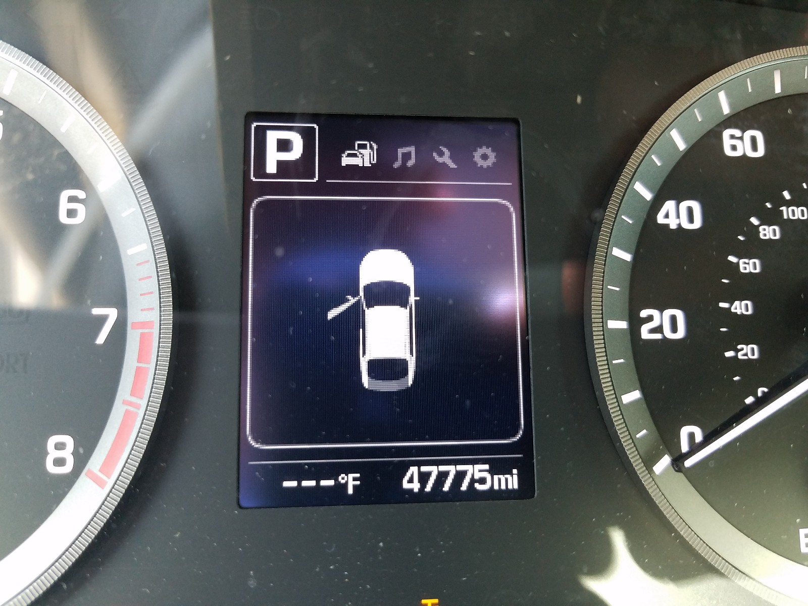 Photo 8 from auction – 2016 HYUNDAI SONATA SPO with VIN 5NPE34AF8GH272056