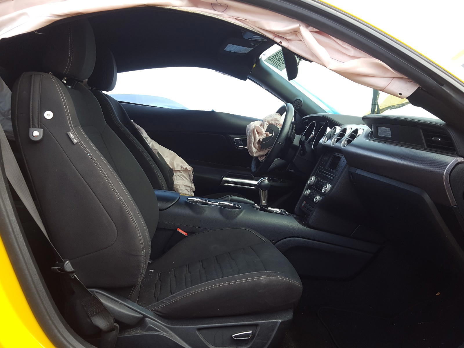 Photo 5 from auction – 2015 FORD MUSTANG with VIN 1FA6P8TH6F5336162
