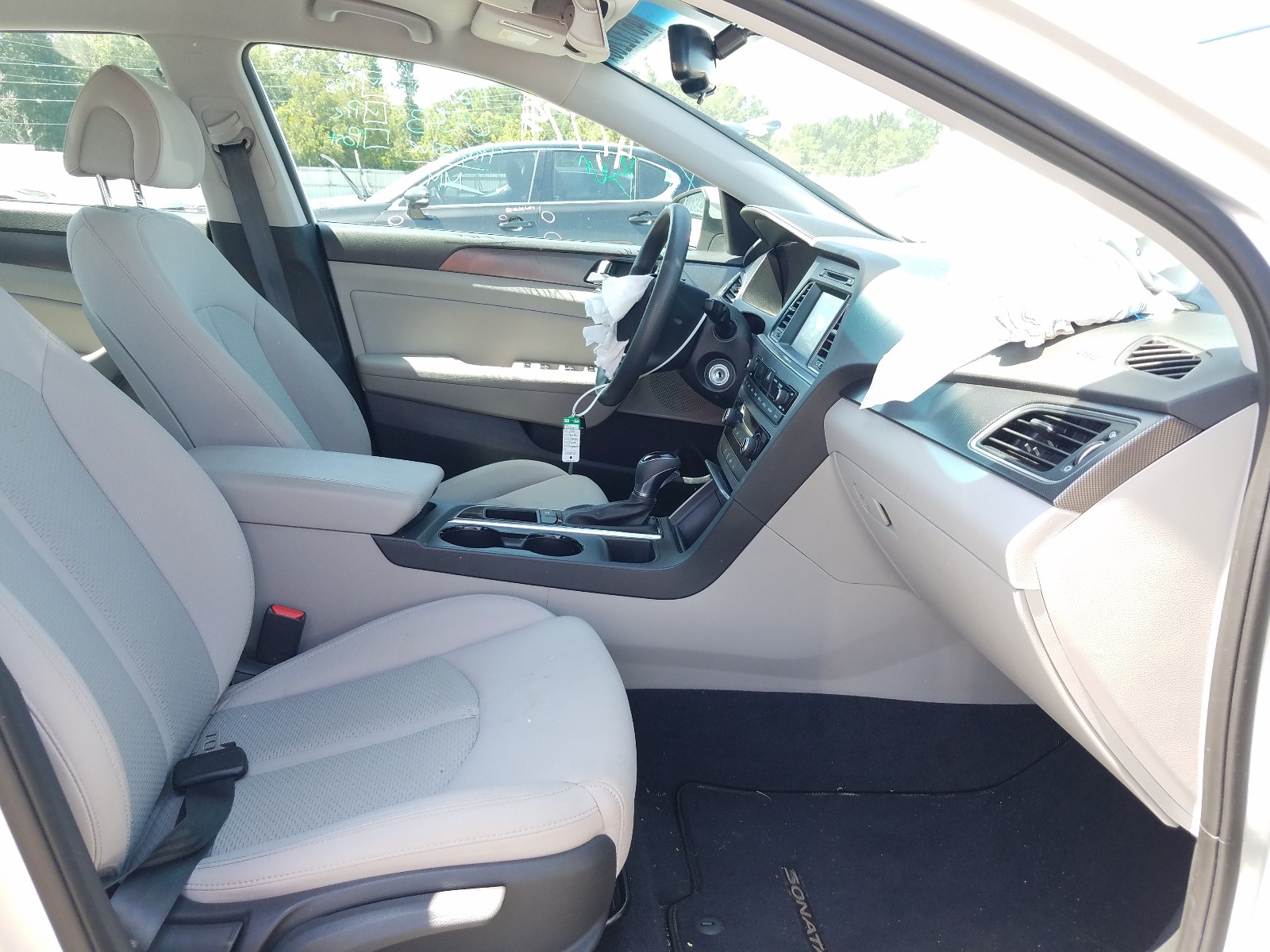 Photo 5 from auction – 2016 HYUNDAI SONATA SPO with VIN 5NPE34AF8GH272056
