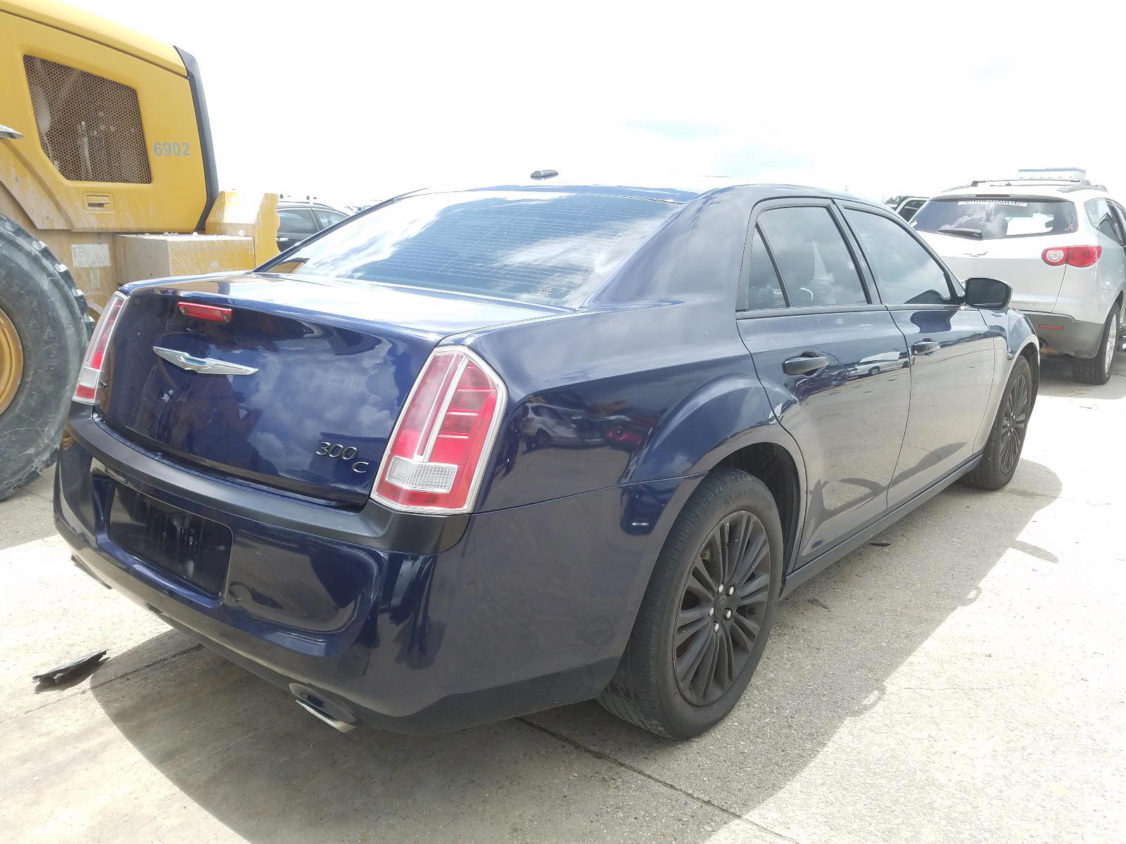 Photo 4 from auction – 2013 CHRYSLER 300C with VIN 2C3CCAKG5DH645334