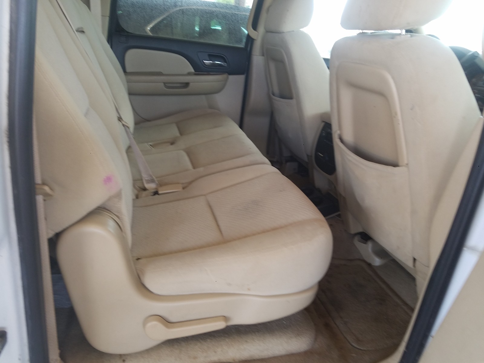 Photo 6 from auction – 2008 CHEVROLET SUBURBAN C with VIN 3GNFC16078G165038
