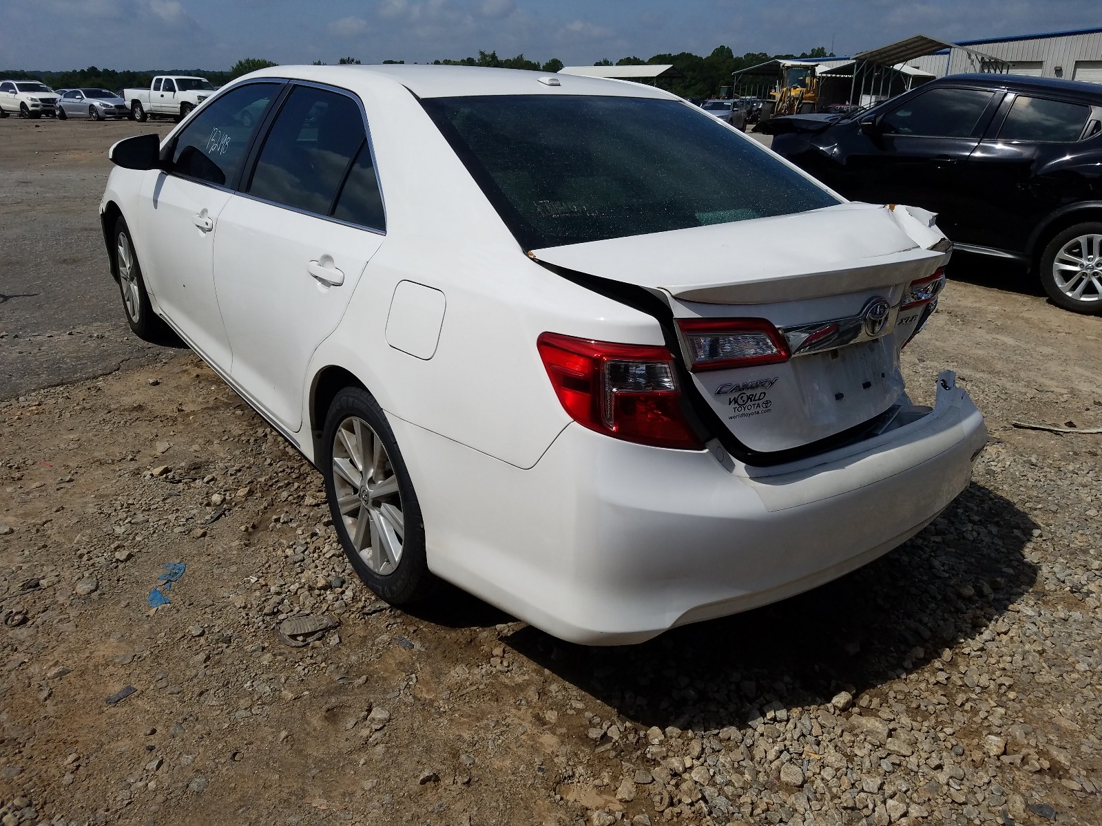 Photo 3 from auction – 2014 TOYOTA CAMRY L with VIN 4T1BF1FK7EU399670