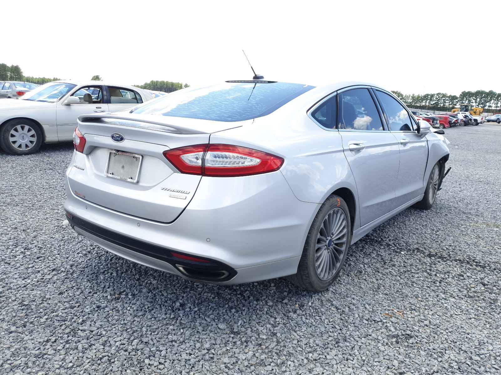 Photo 4 from auction – 2014 FORD FUSION TIT with VIN 3FA6P0K93ER344484