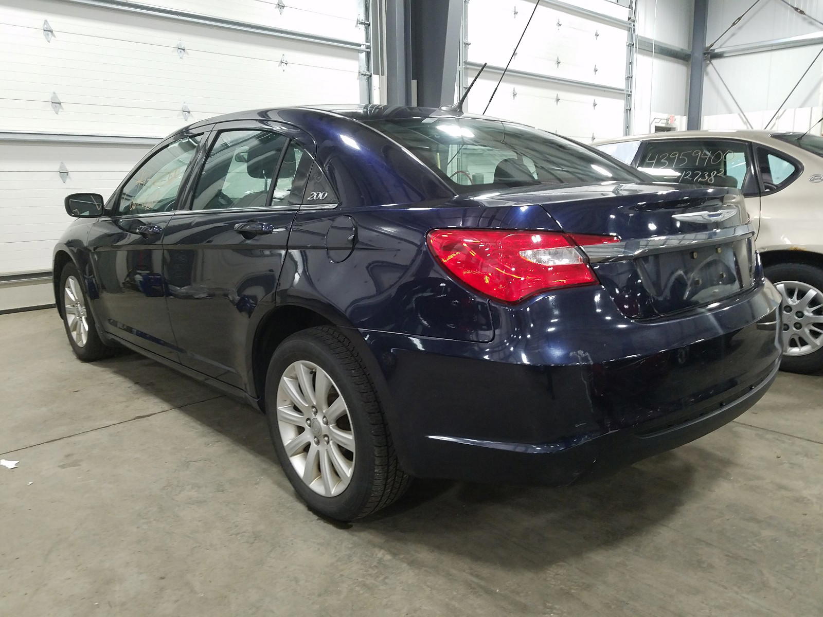 Photo 3 from auction – 2012 CHRYSLER 200 TOURIN with VIN 1C3CCBBB8CN197803