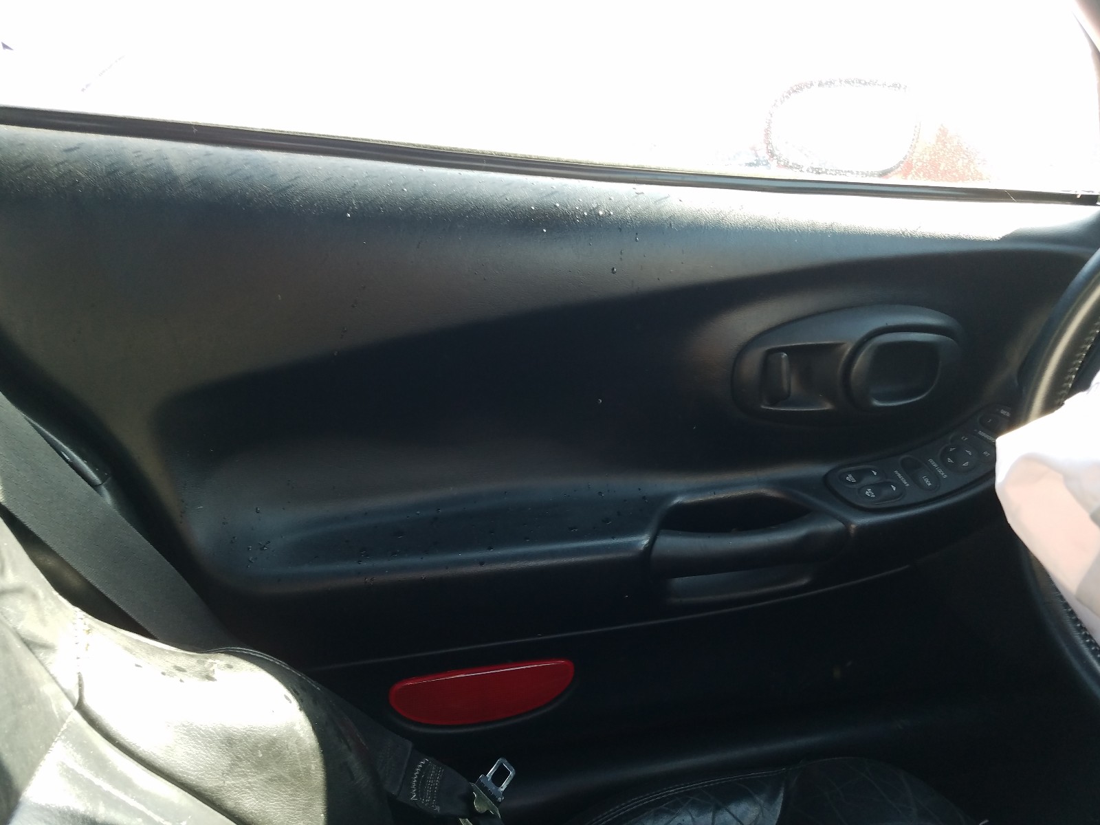Photo 10 from auction – 2000 CHEVROLET CORVETTE with VIN 1G1YY22G8Y5112926
