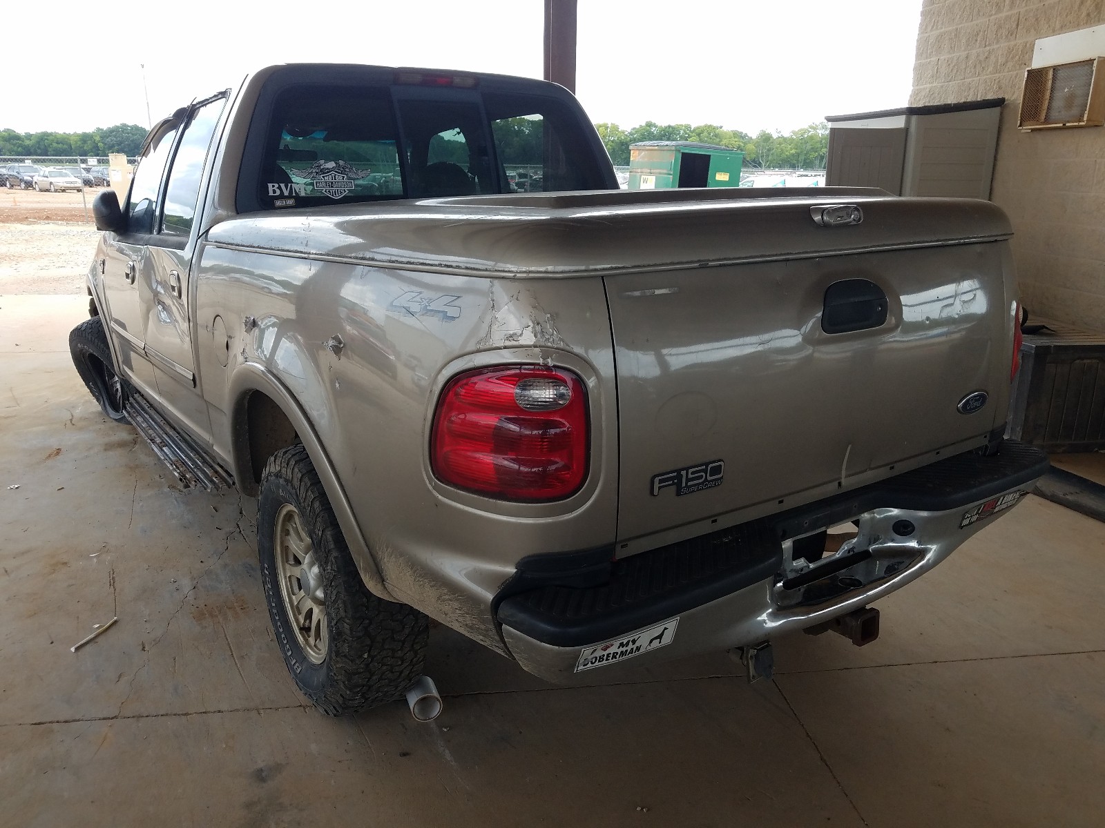 Photo 3 from auction – 2001 FORD F150 SUPER with VIN 1FTRW08L51KE65478