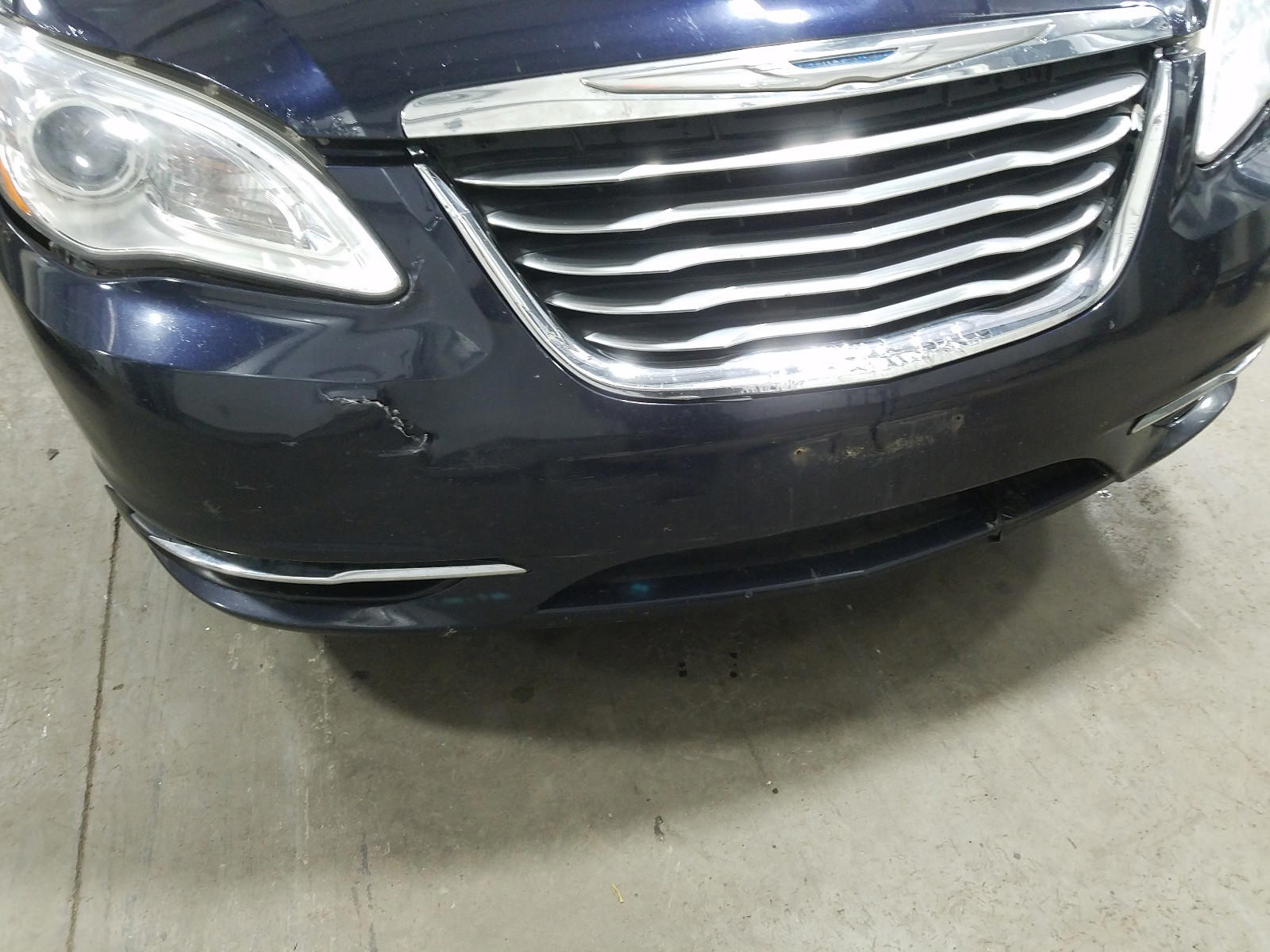 Photo 9 from auction – 2012 CHRYSLER 200 TOURIN with VIN 1C3CCBBB8CN197803