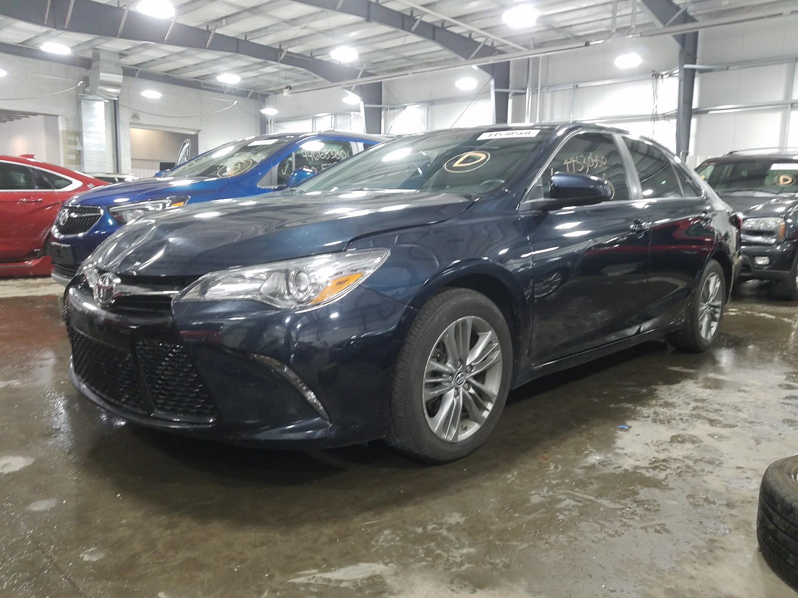Photo 2 from auction – 2016 TOYOTA CAMRY LE with VIN 4T1BF1FKXGU171391