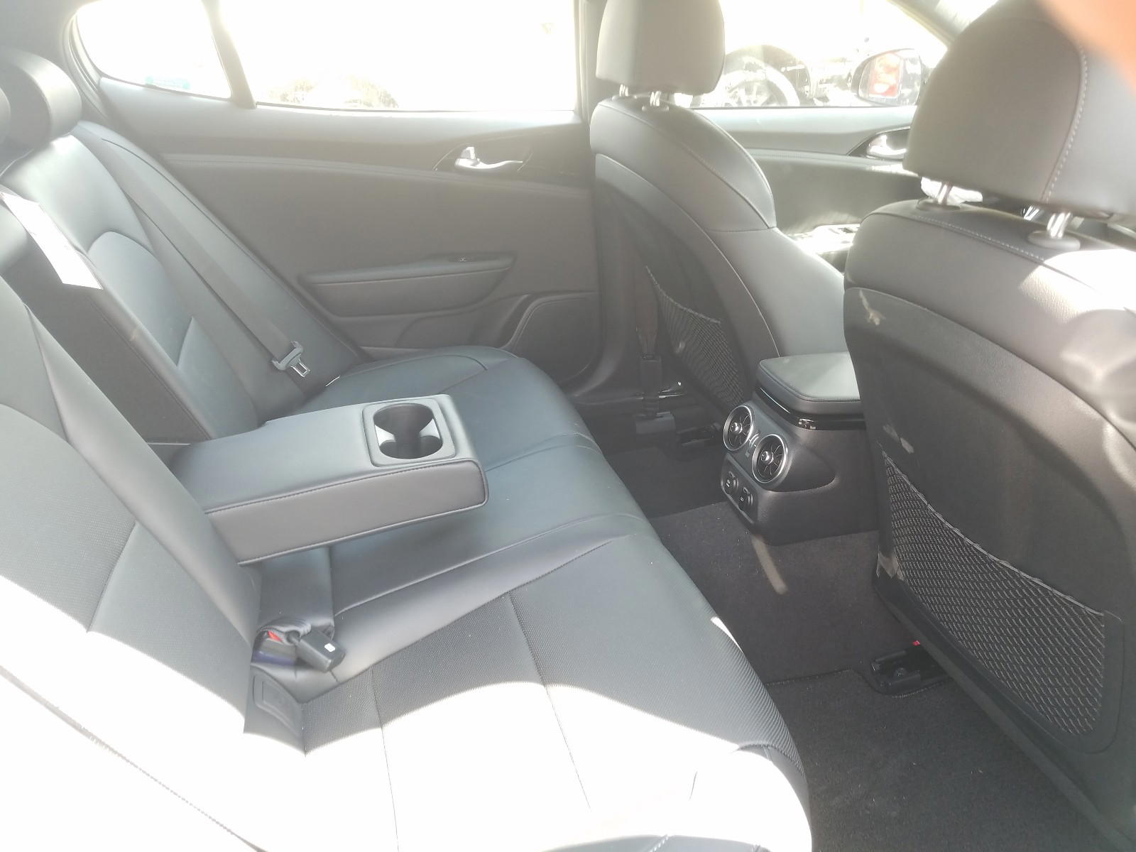 Photo 6 from auction – 2020 KIA STINGER with VIN KNAE15LA0L6080404