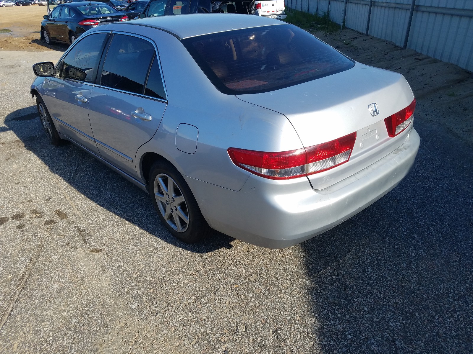Photo 3 from auction – 2003 HONDA ACCORD EX with VIN 1HGCM66533A096004
