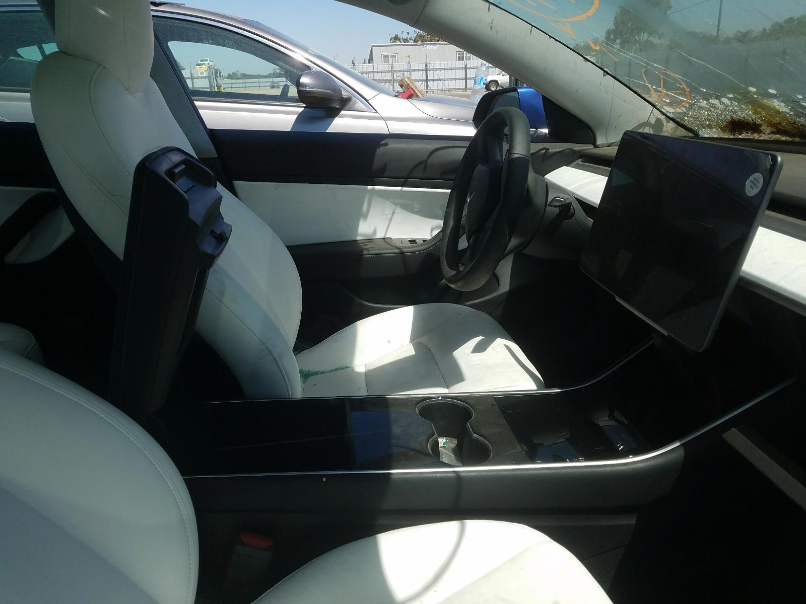 Photo 5 from auction – 2019 TESLA MODEL 3 with VIN 5YJ3E1EA2KF332838