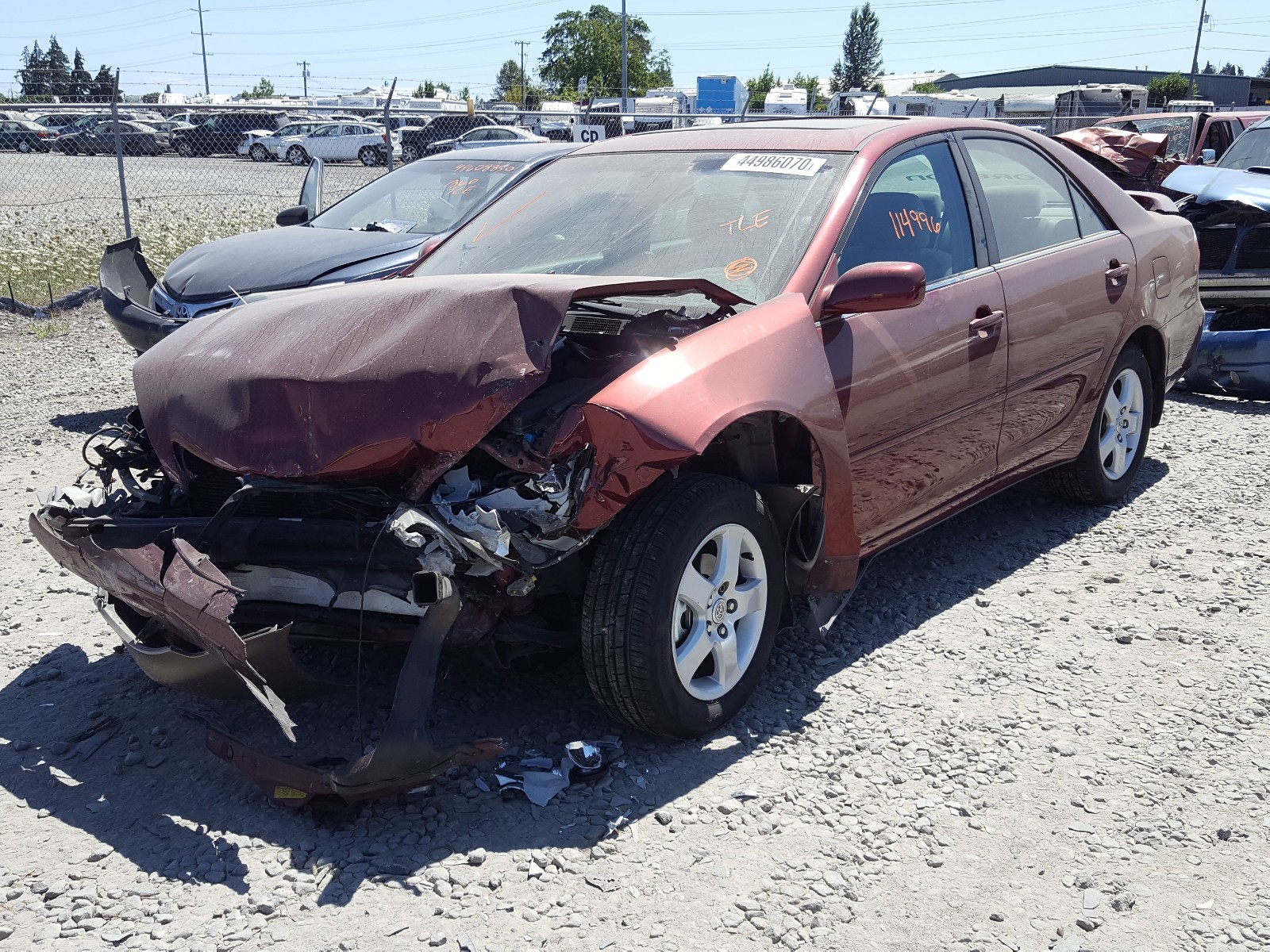 Photo 2 from auction – 2005 TOYOTA CAMRY with VIN 4T1BE30K05U010424