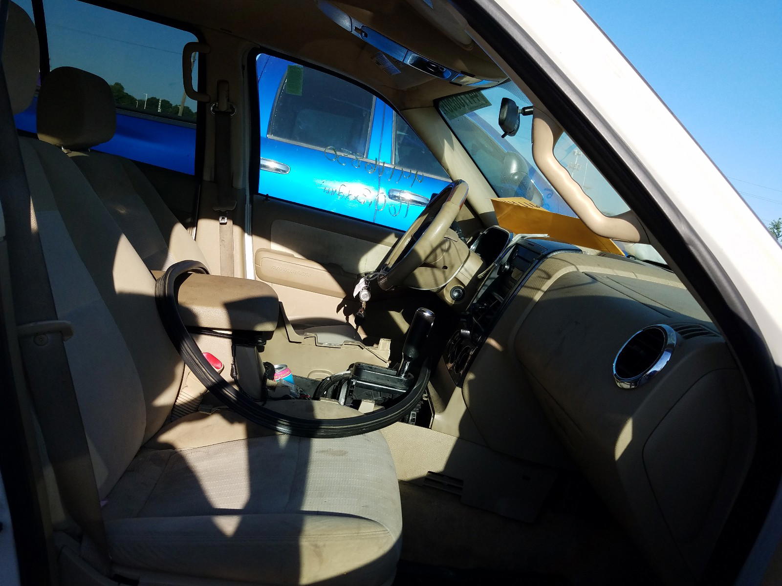 Photo 5 from auction – 2008 FORD EXPLORER X with VIN 1FMEU73E28UA10927