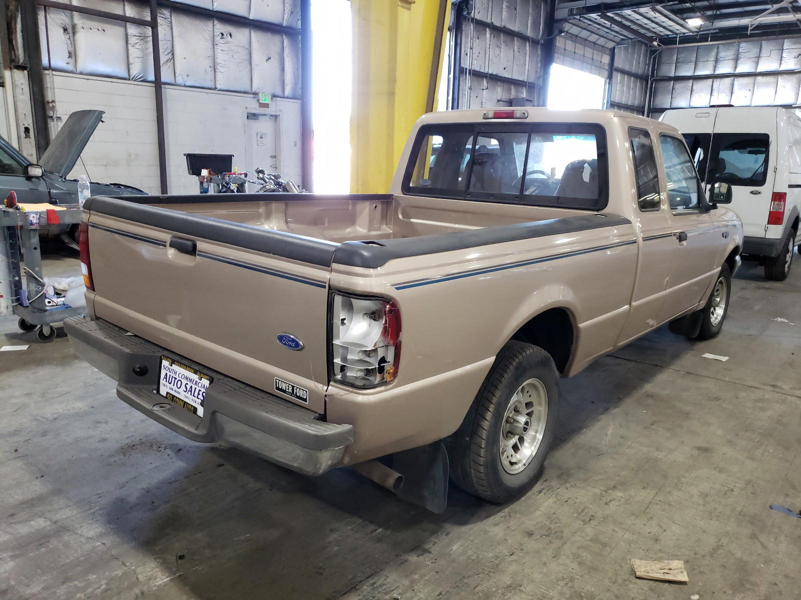 Photo 4 from auction – 1994 FORD RANGER SUP with VIN 1FTCR14A8RPC13309
