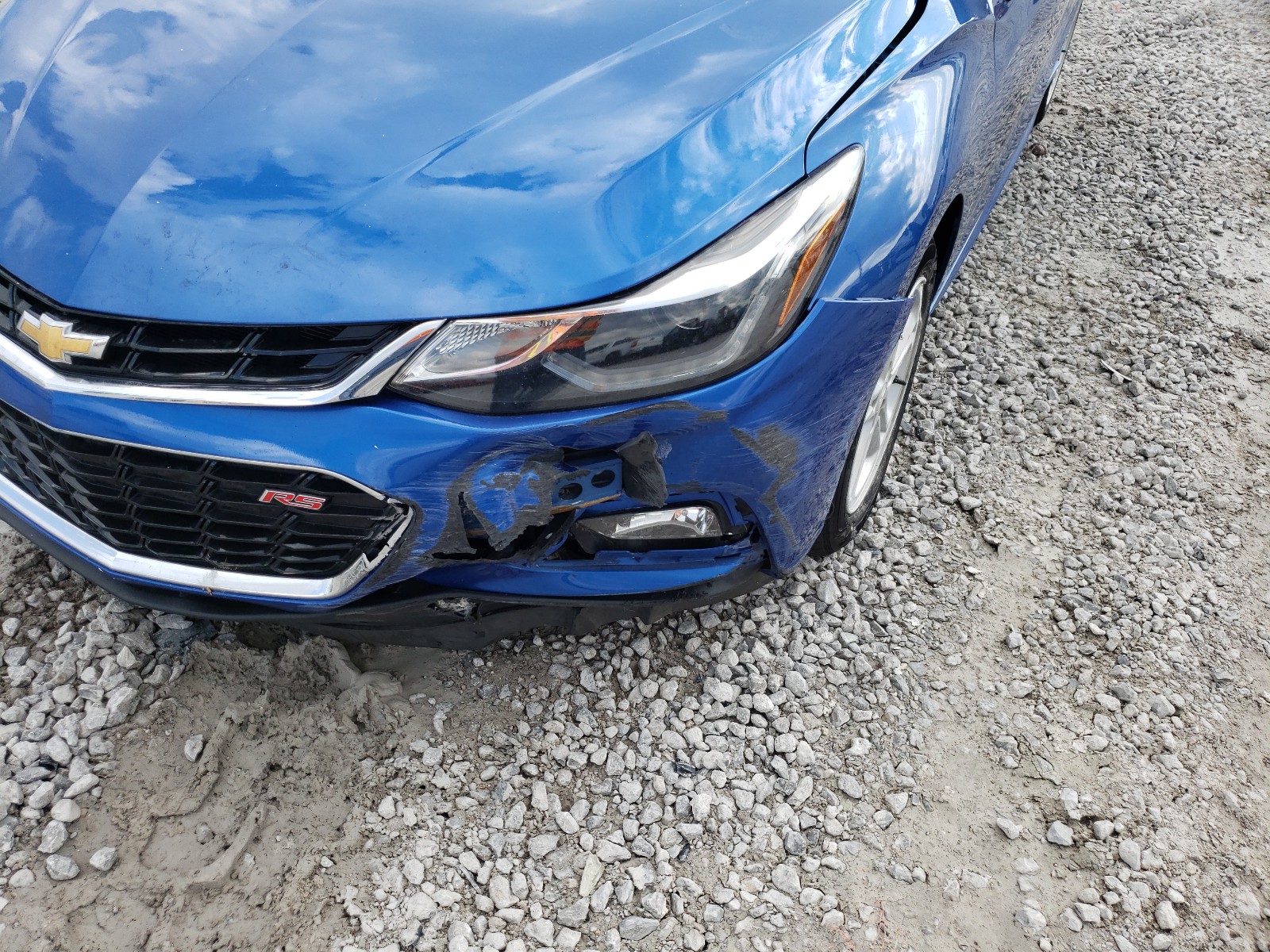 Photo 9 from auction – 2017 CHEVROLET CRUZE LT with VIN 3G1BE6SM1HS505989