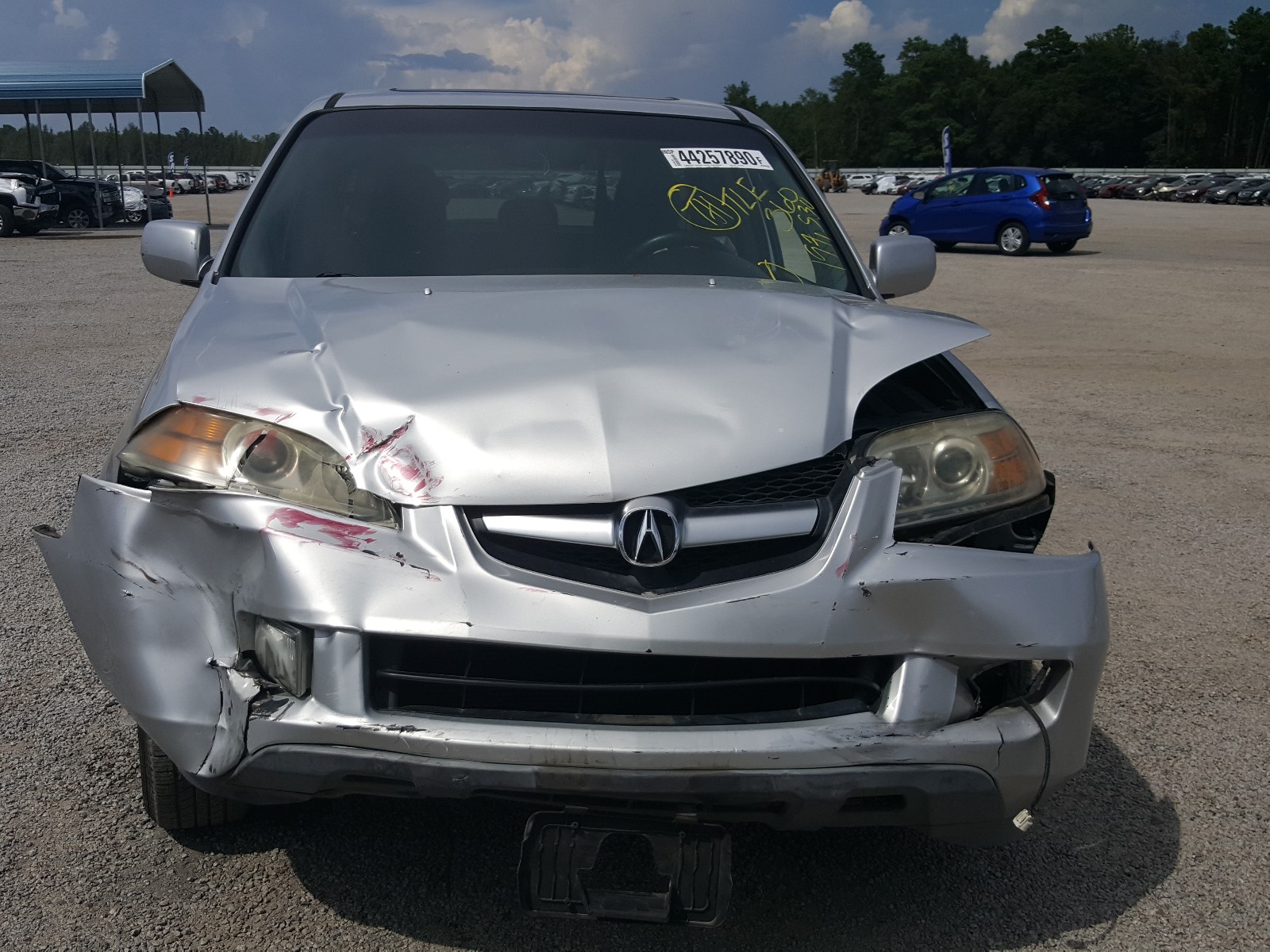 Photo 9 from auction – 2005 ACURA MDX with VIN 2HNYD18235H502744