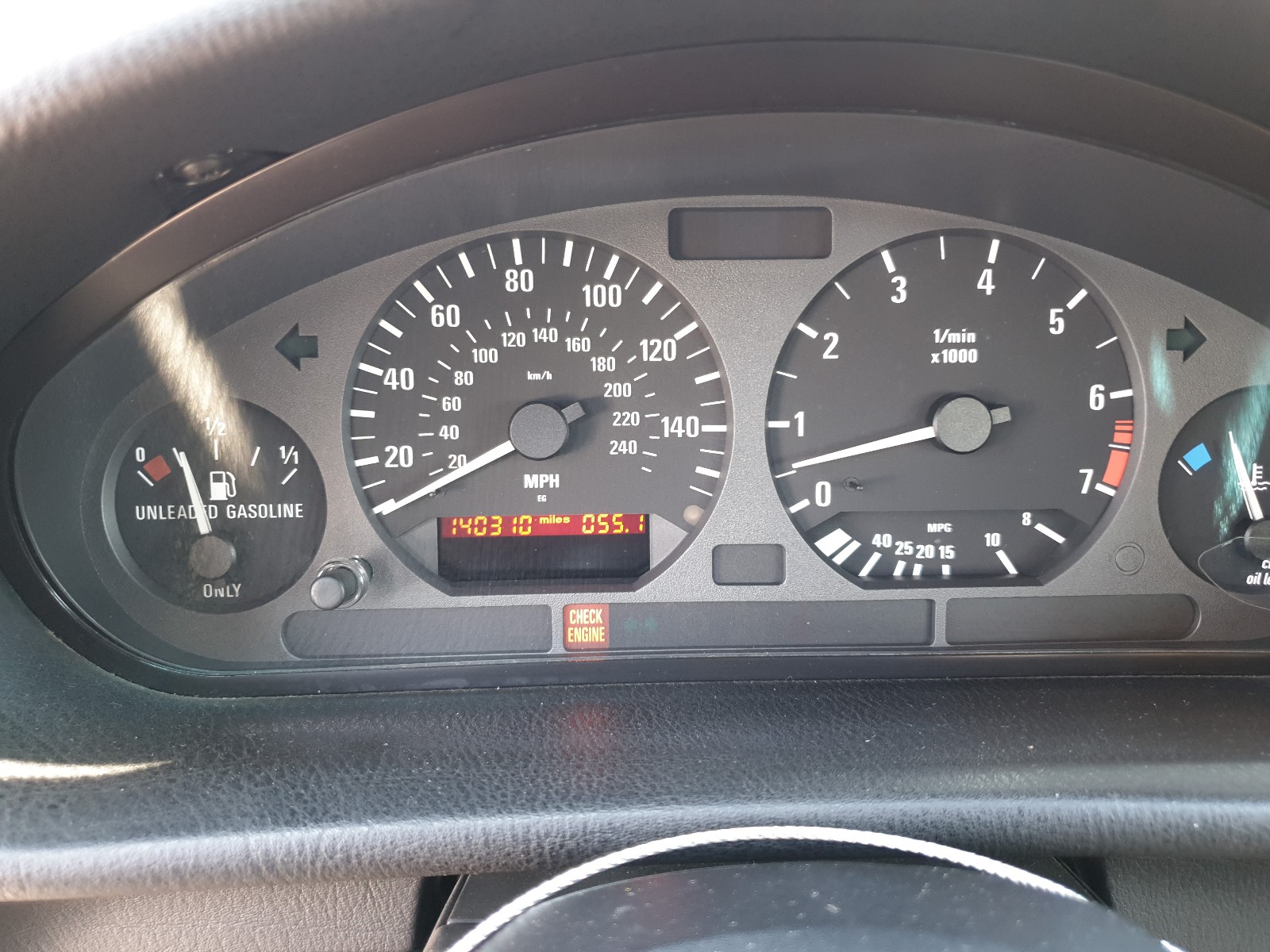Photo 8 from auction – 1997 BMW 328 I AUTO with VIN WBACD4324VAV50614