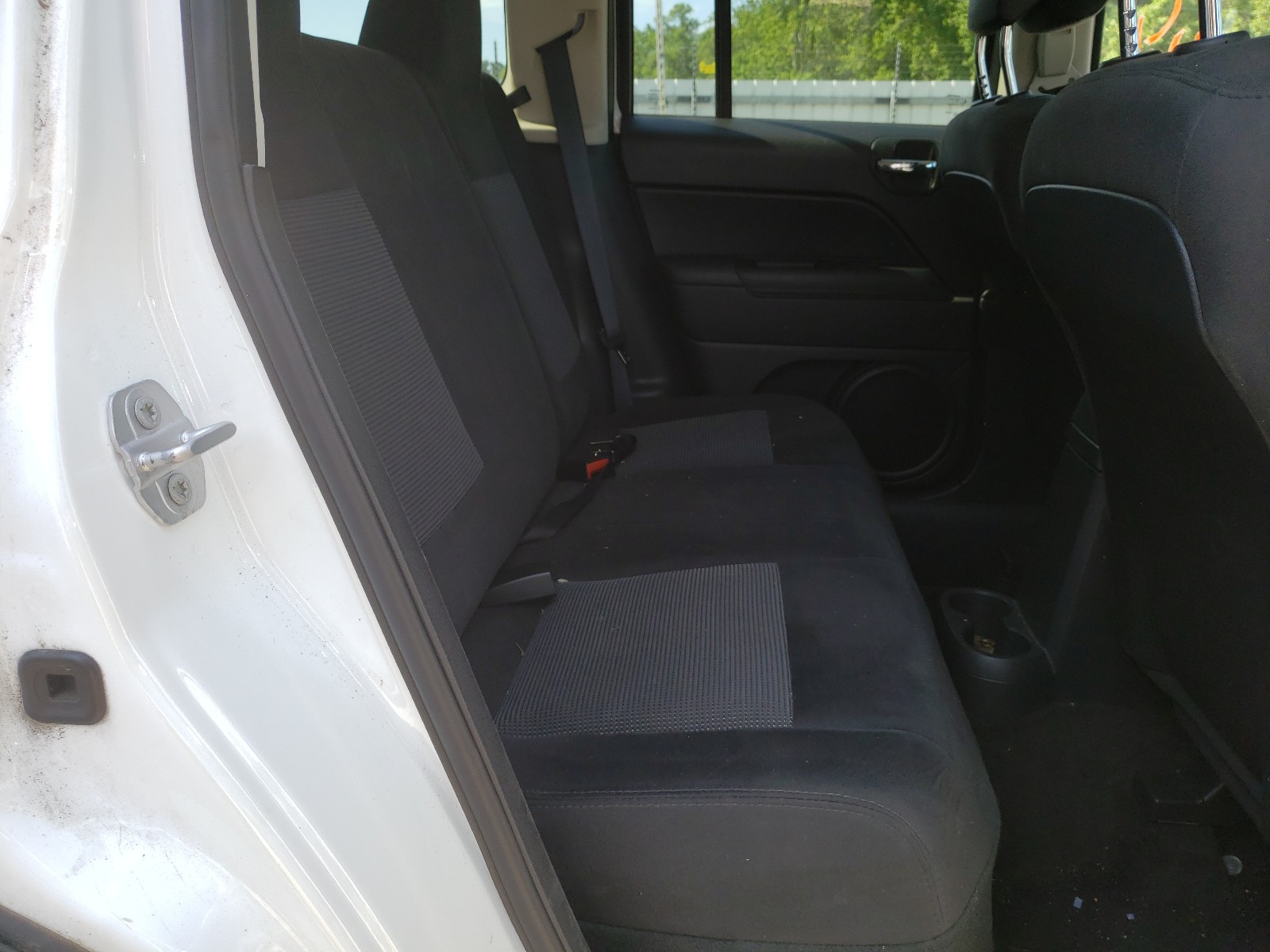Photo 6 from auction – 2015 JEEP PATRIOT SP with VIN 1C4NJPBB1FD402007