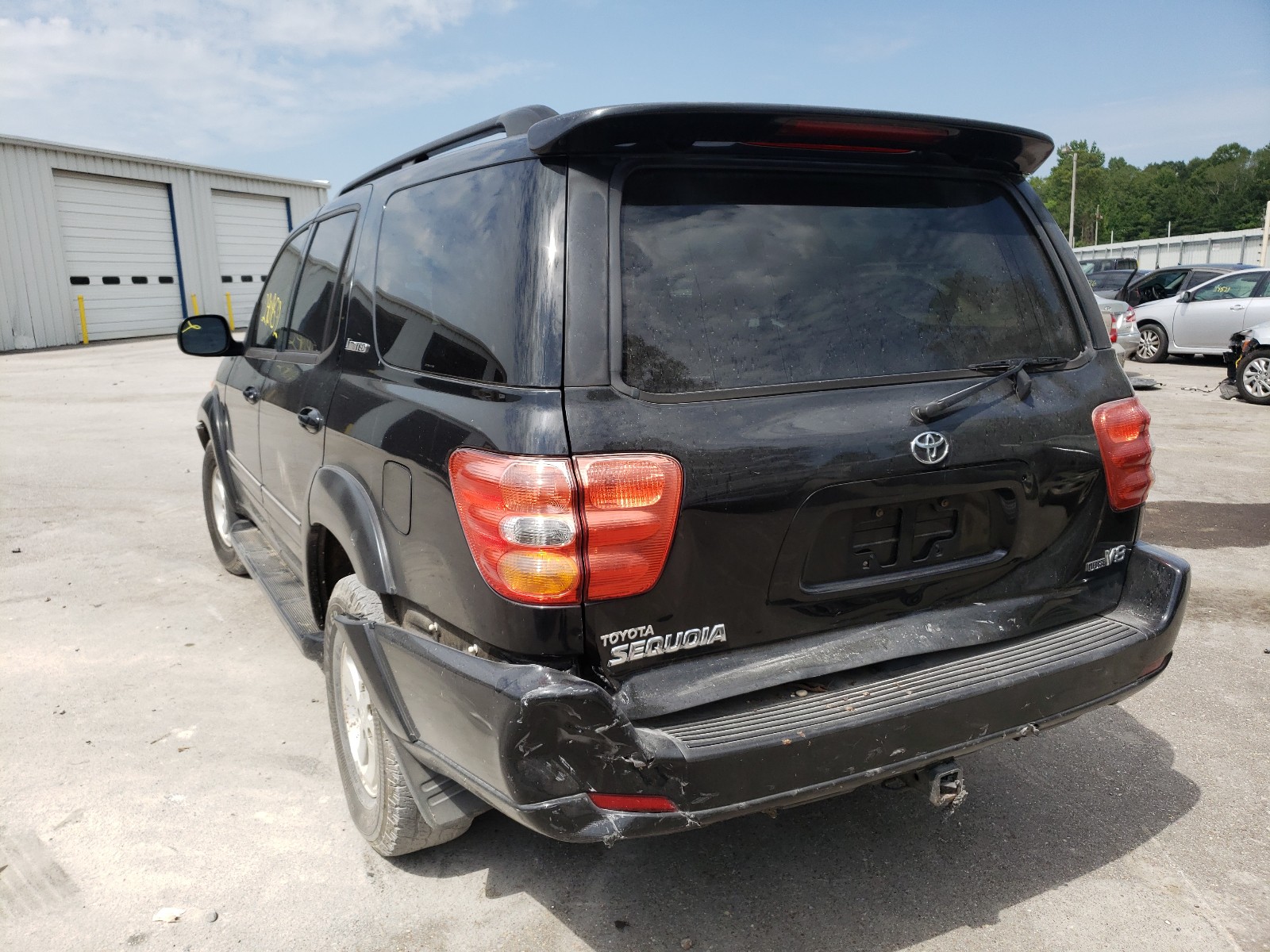 Photo 3 from auction – 2002 TOYOTA SEQUOIA LI with VIN 5TDZT38A42S115231