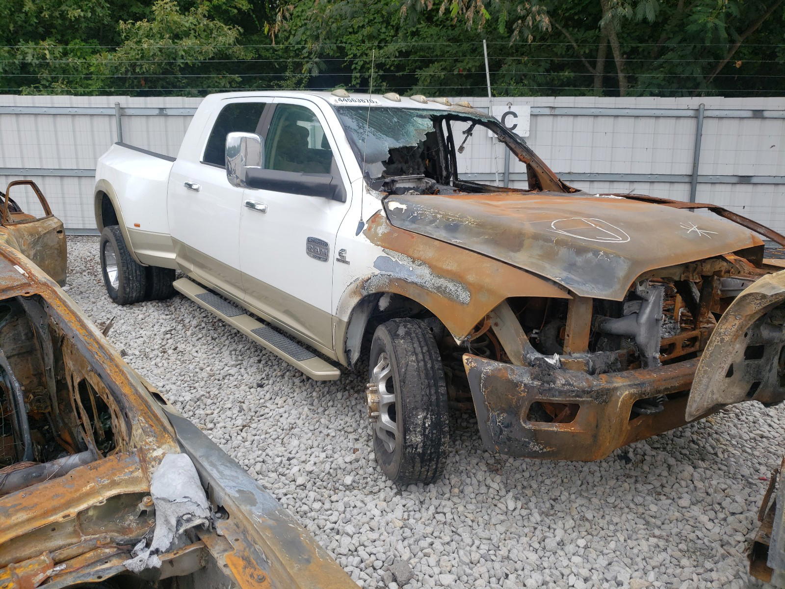 DODGE RAM 3500 2011 with VIN 3D73Y4HL2BG568248 - Photo from auction