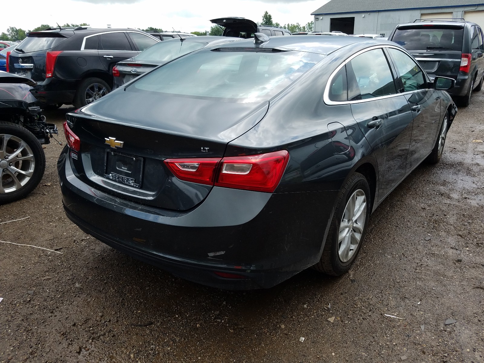 Photo 14 from auction – 2018 CHEVROLET MALIBU LT with VIN 1G1ZD5ST1JF101460