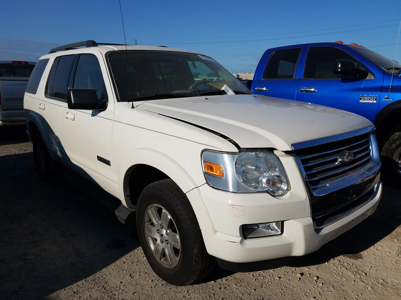 FORD EXPLORER X 2008 with VIN 1FMEU73E28UA10927 - Photo from auction
