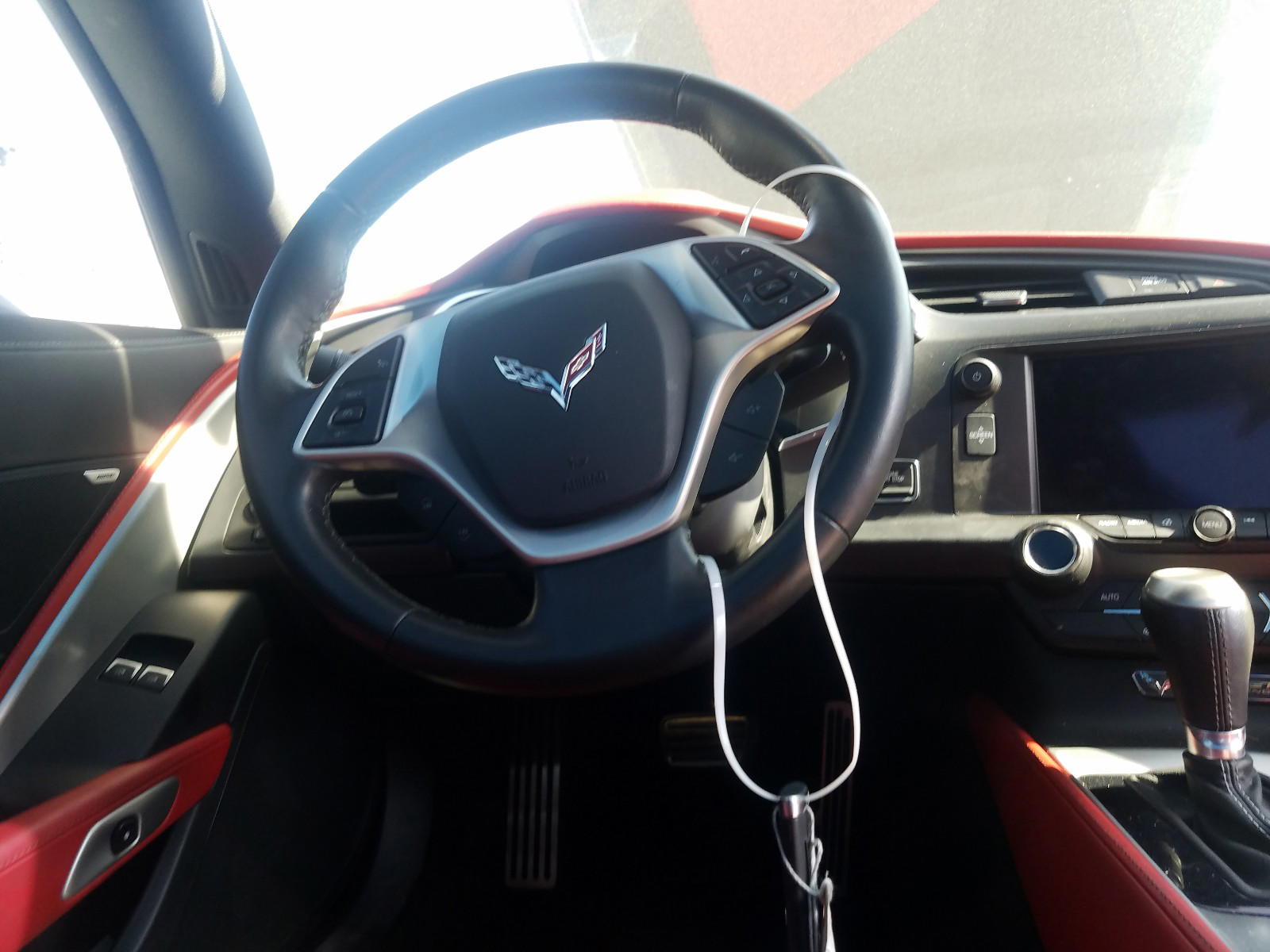Photo 9 from auction – 2014 CHEVROLET CORVETTE S with VIN 1G1YB2D79E5109723