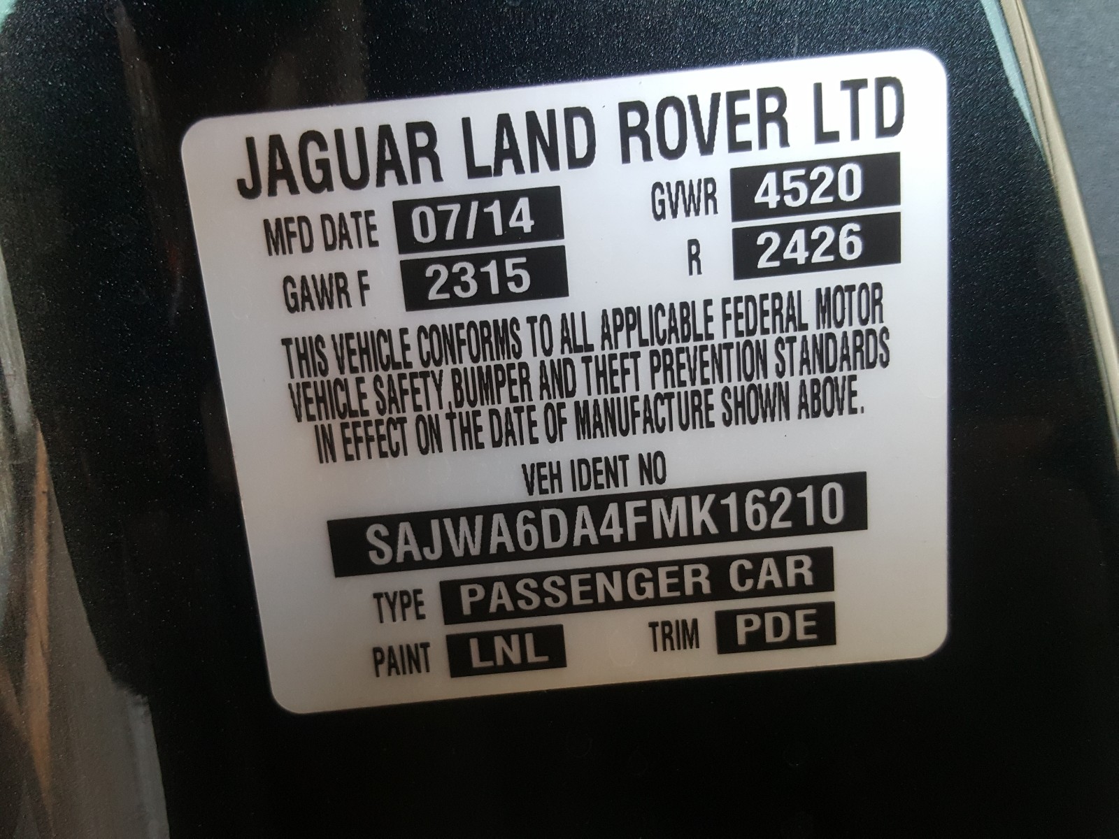 Photo 10 from auction – 2015 JAGUAR F-TYPE R with VIN SAJWA6DA4FMK16210