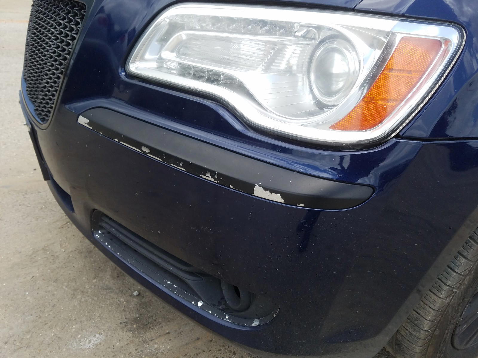 Photo 9 from auction – 2013 CHRYSLER 300C with VIN 2C3CCAKG5DH645334