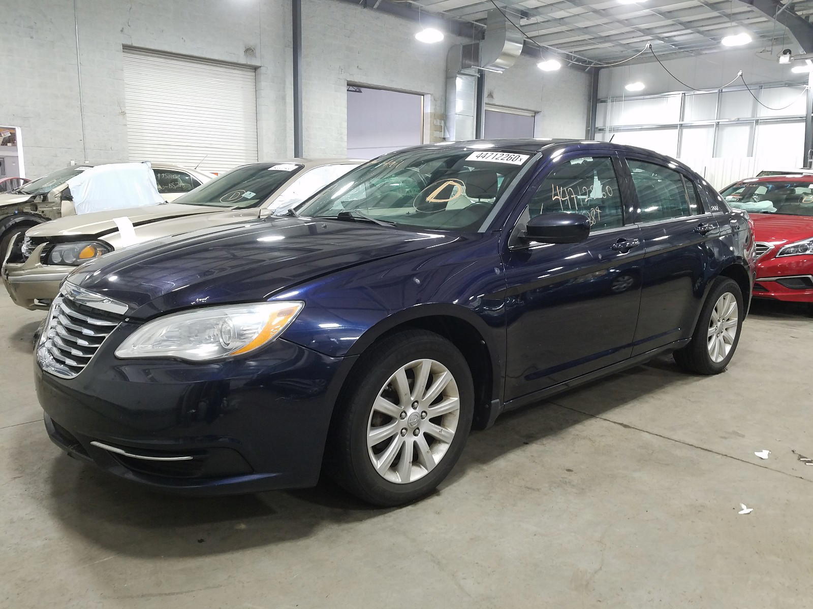 Photo 2 from auction – 2012 CHRYSLER 200 TOURIN with VIN 1C3CCBBB8CN197803