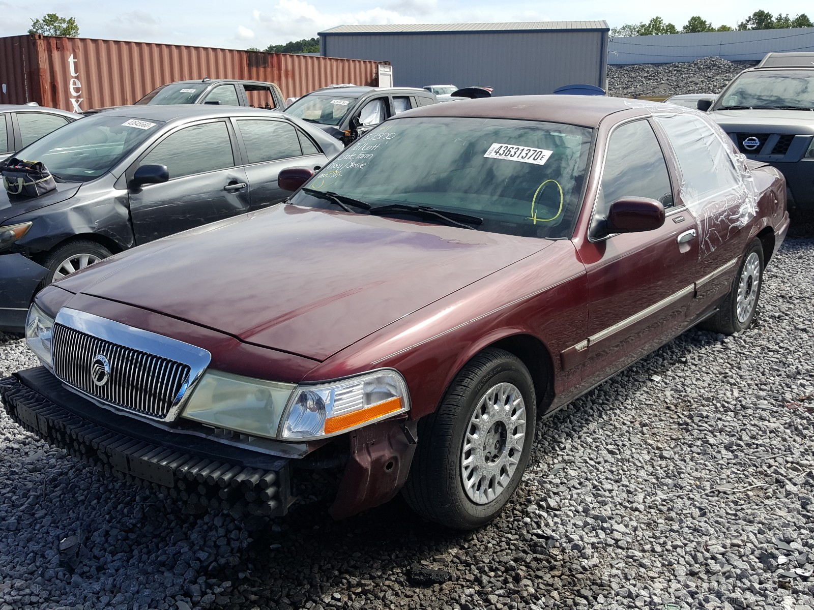 Photo 2 from auction – 2004 MERCURY GRAND MARQ with VIN 2MEFM74W54X622850