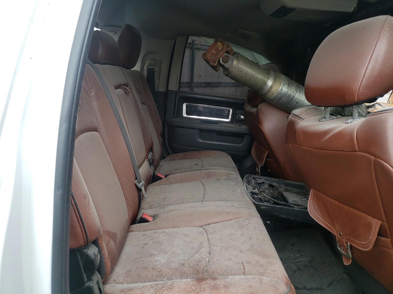 Photo 6 from auction – 2011 DODGE RAM 3500 with VIN 3D73Y4HL2BG568248