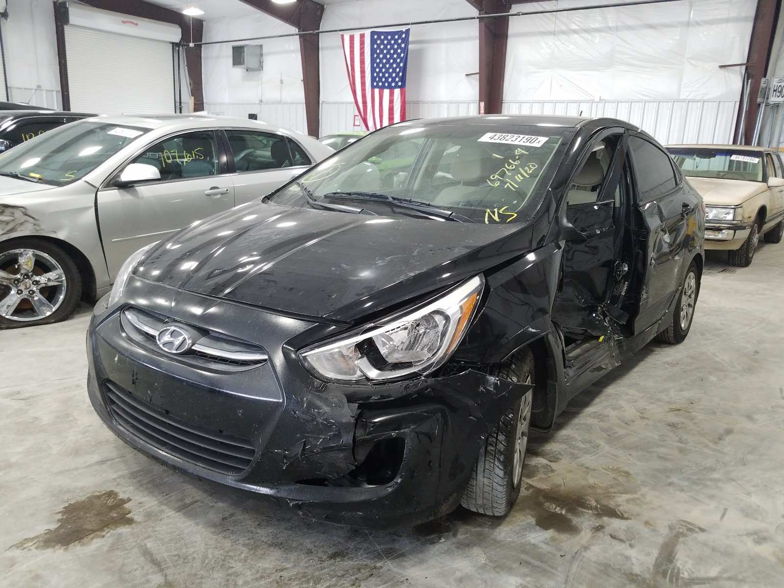 Photo 2 from auction – 2017 HYUNDAI ACCENT SE with VIN KMHCT4AE1HU330476