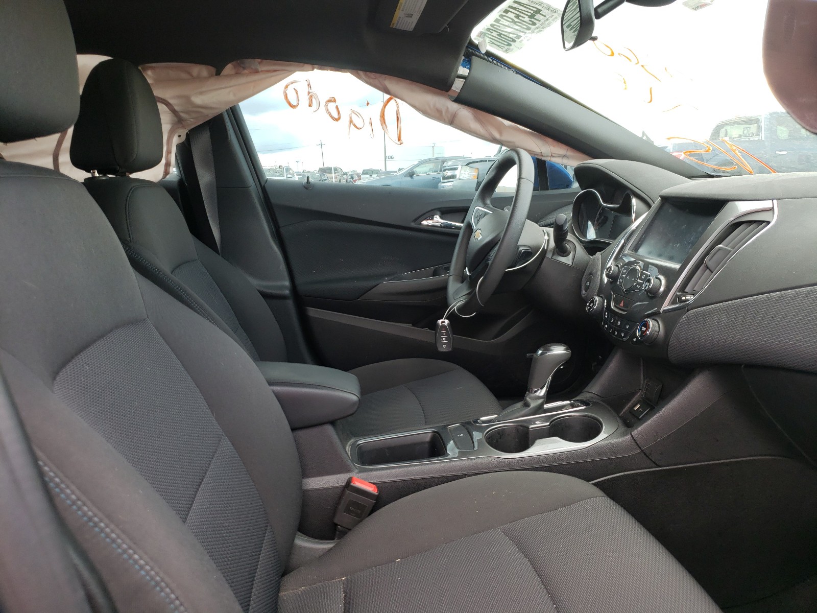Photo 5 from auction – 2017 CHEVROLET CRUZE LT with VIN 3G1BE6SM1HS505989