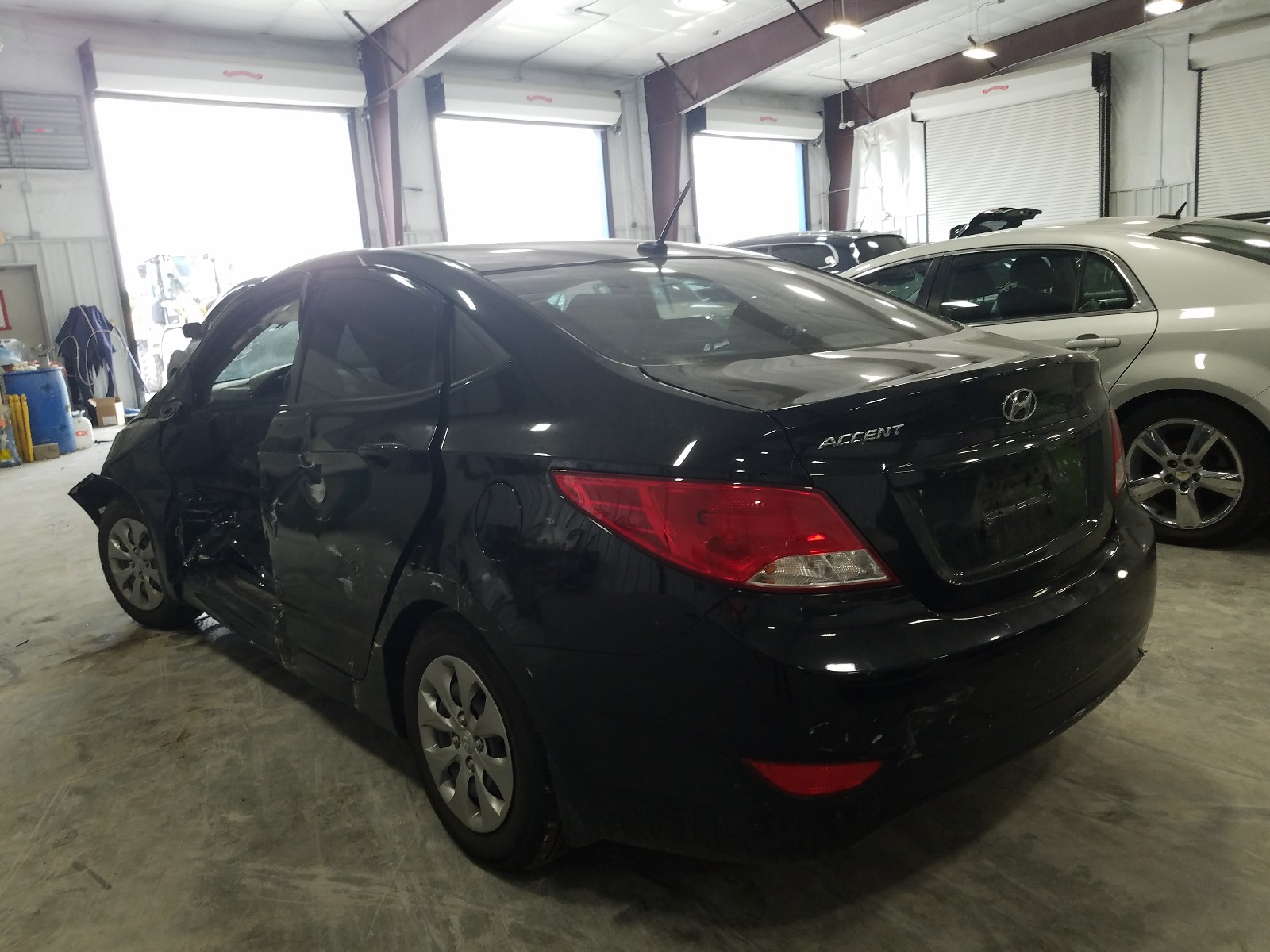Photo 3 from auction – 2017 HYUNDAI ACCENT SE with VIN KMHCT4AE1HU330476