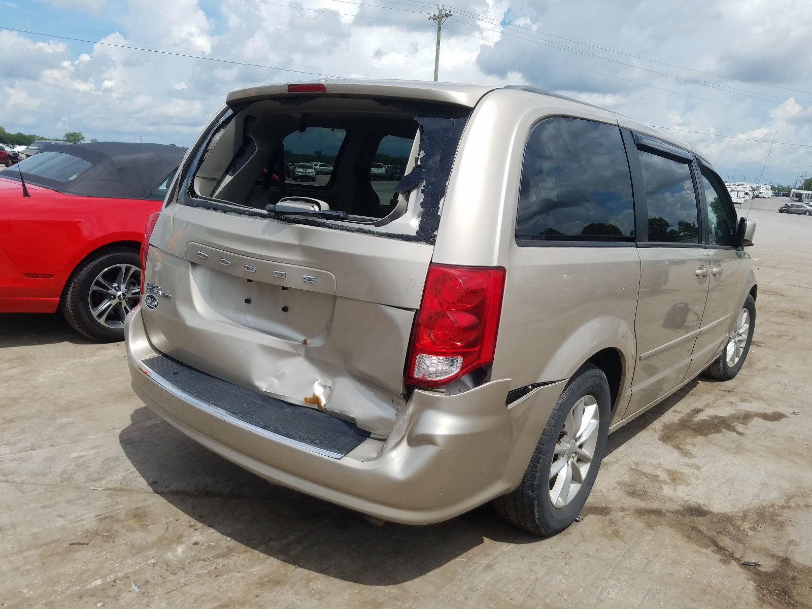Photo 4 from auction – 2013 DODGE GRAND CARA with VIN 2C4RDGCG6DR562753