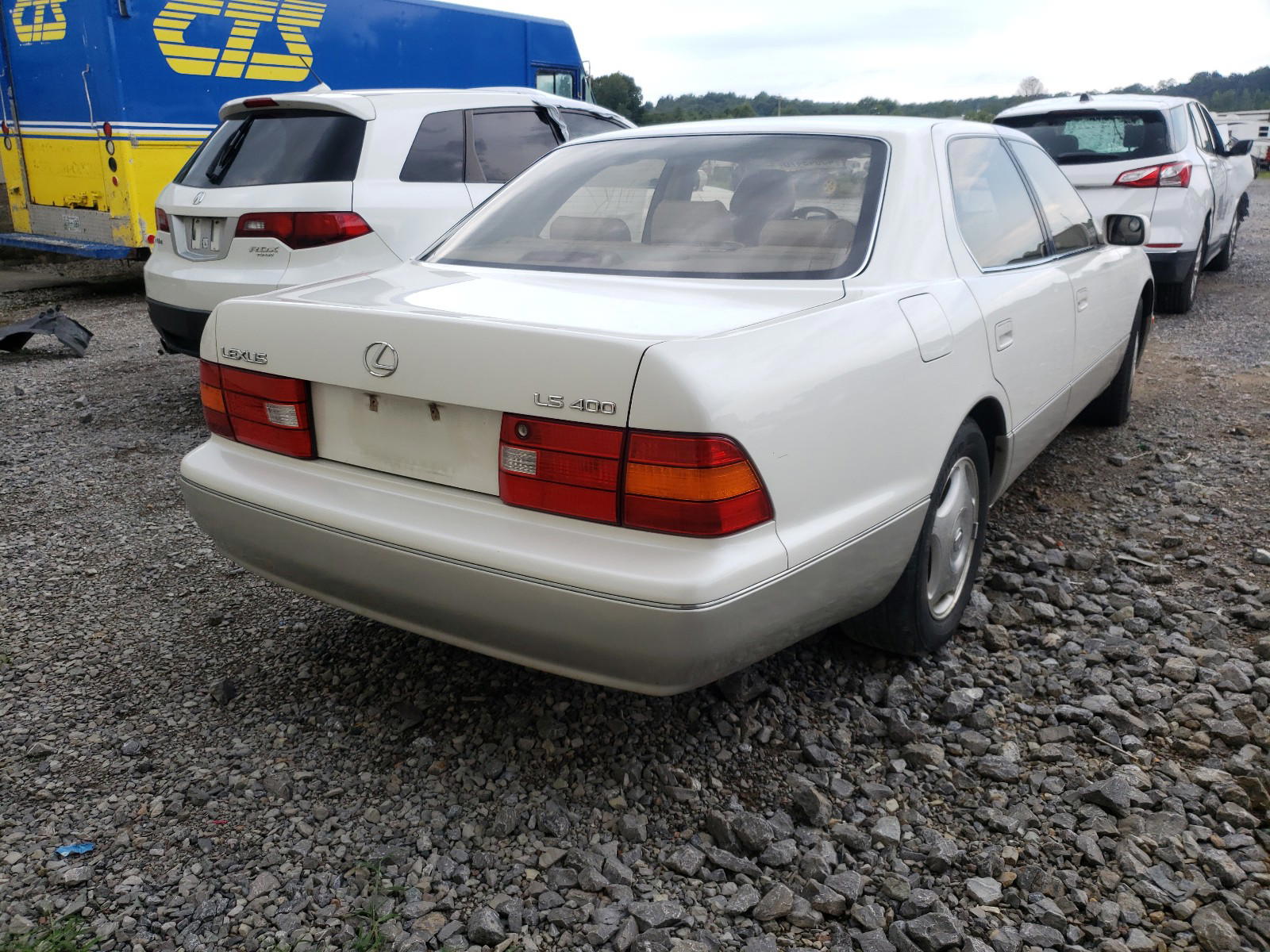 Photo 4 from auction – 1998 LEXUS LS 400 with VIN JT8BH28F8W0137183