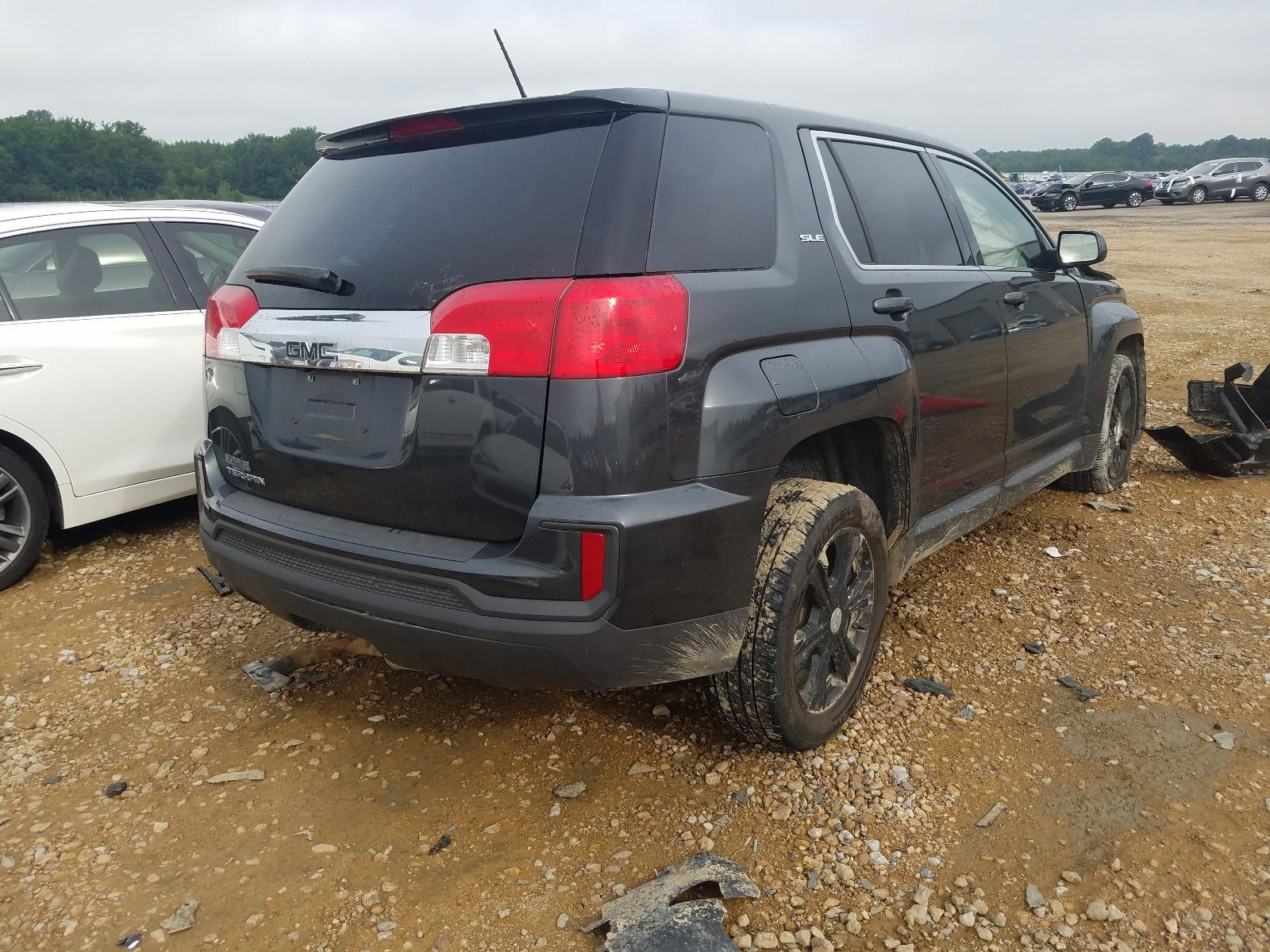 Photo 4 from auction – 2017 GMC TERRAIN SL with VIN 2GKALMEK4H6182015