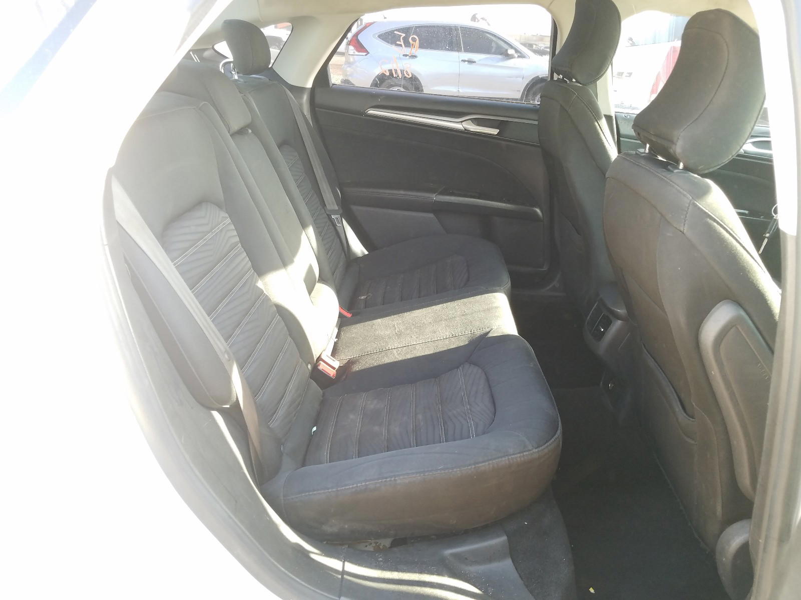 Photo 6 from auction – 2016 FORD FUSION SE with VIN 3FA6P0H79GR133606