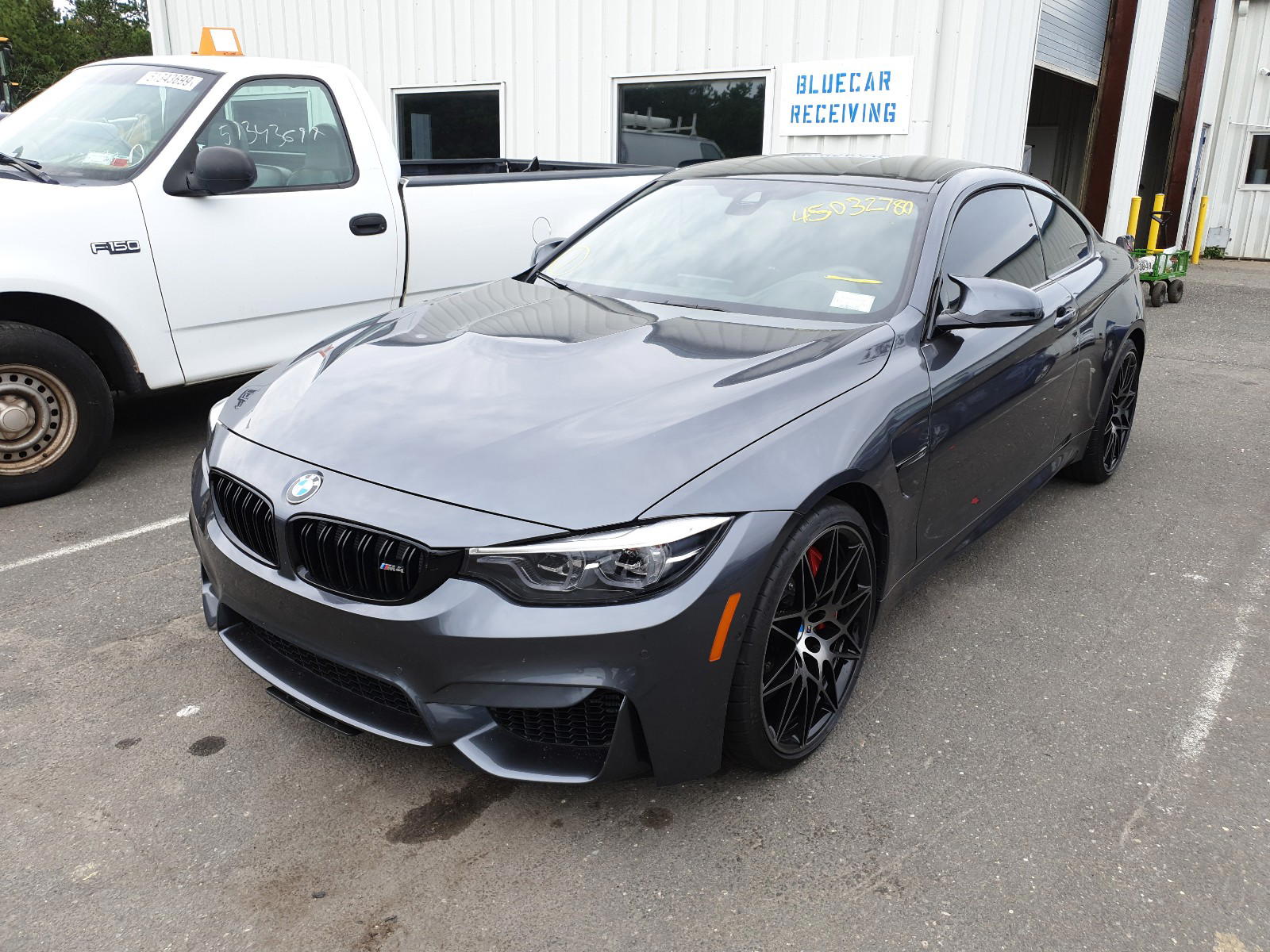 Photo 2 from auction – 2020 BMW M4 with VIN WBS4Y9C0XLAH82974