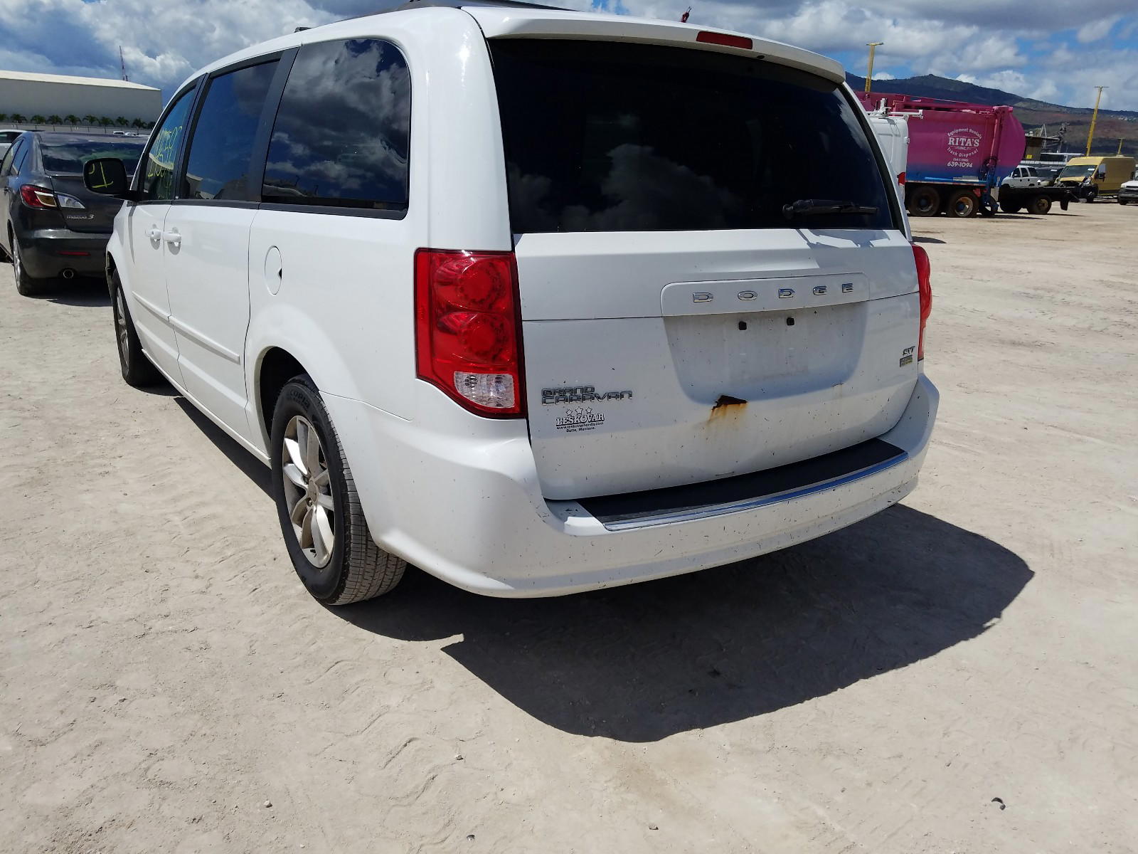 Photo 3 from auction – 2014 DODGE GRAND CARA with VIN 2C4RDGCG7ER323276