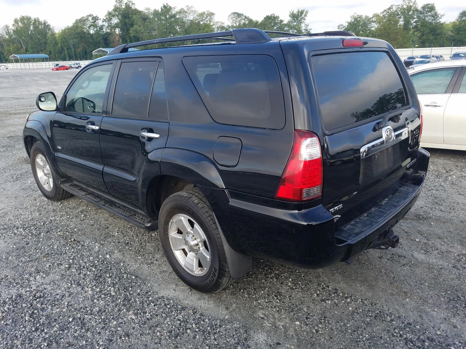 Photo 3 from auction – 2006 TOYOTA 4RUNNER SR with VIN JTEZU14R960073690