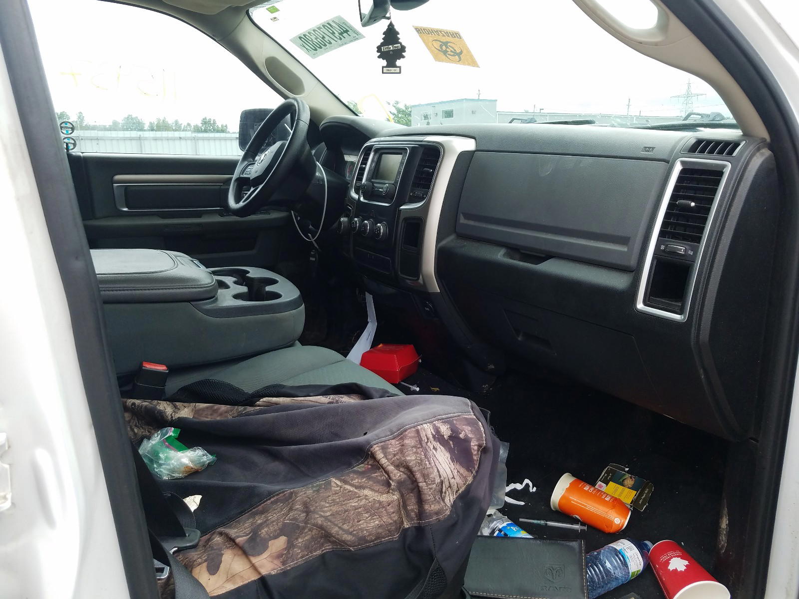 Photo 5 from auction – 2014 RAM 1500 SLT with VIN 1C6RR7GG0ES449805