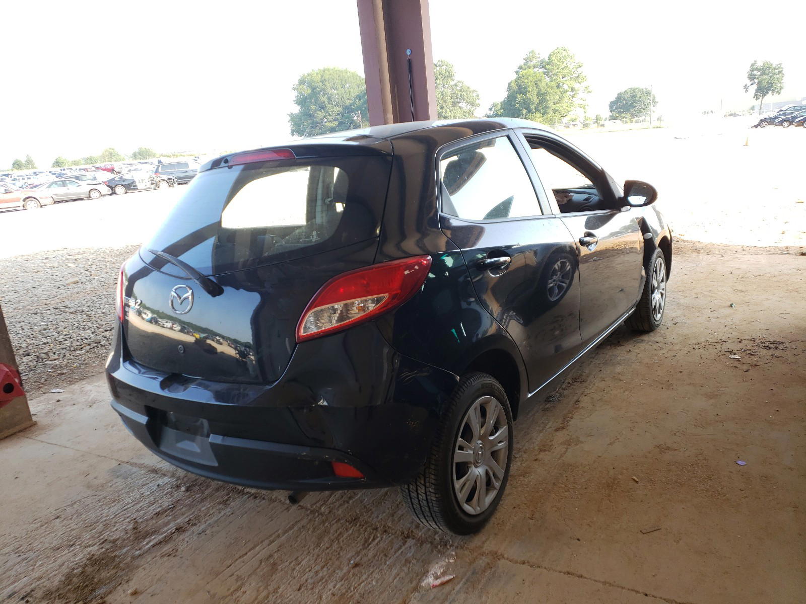 Photo 4 from auction – 2013 MAZDA MAZDA2 with VIN JM1DE1KZ3D0163557