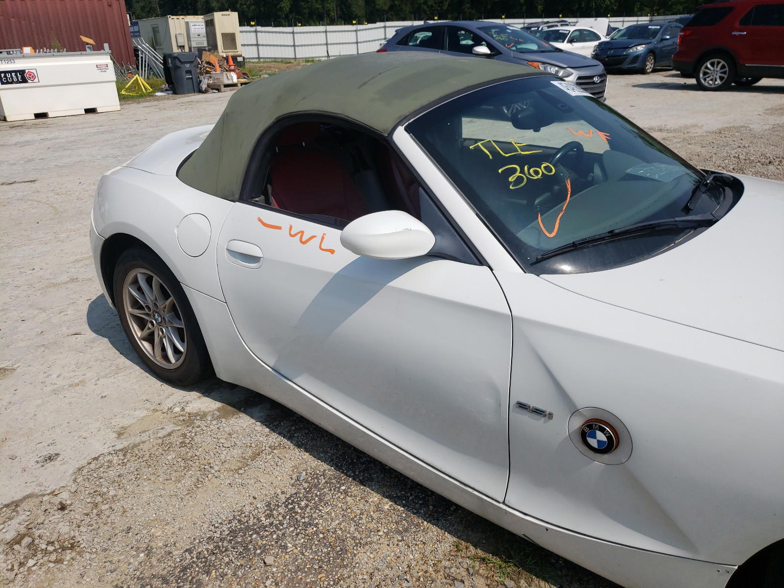 Photo 9 from auction – 2003 BMW Z4 2.5 with VIN 4USBT33423LS46352
